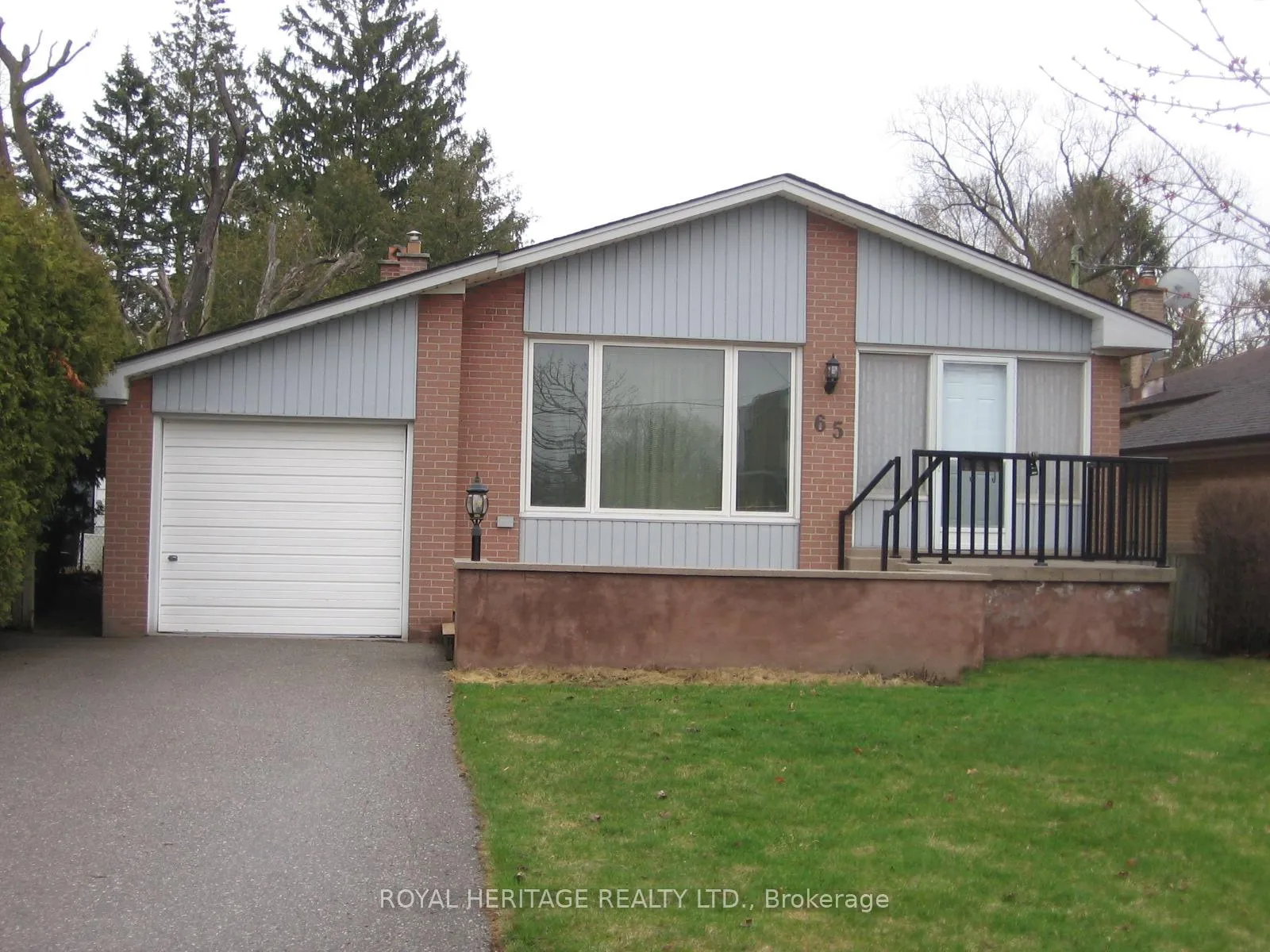 Photo 2 of 65 Bennett Road, Scarborough, West Hill — HOMEH