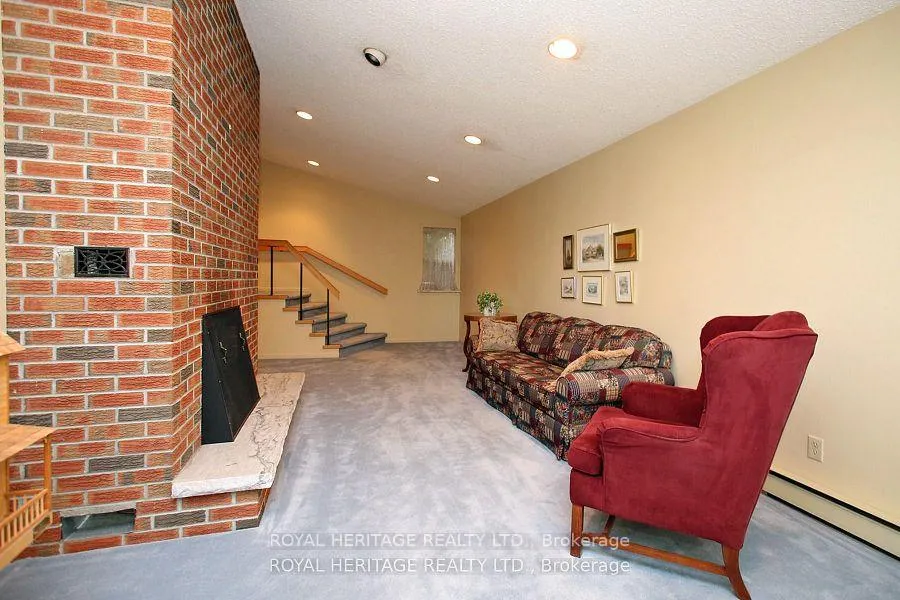 Photo 23 of 65 Bennett Road, Scarborough, West Hill — HOMEH
