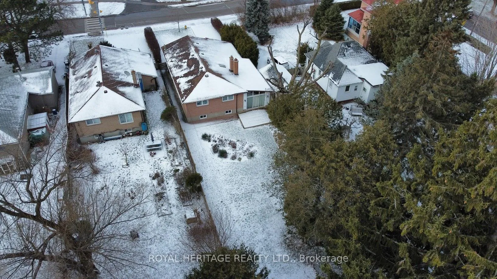 Photo 34 of 65 Bennett Road, Scarborough, West Hill — HOMEH