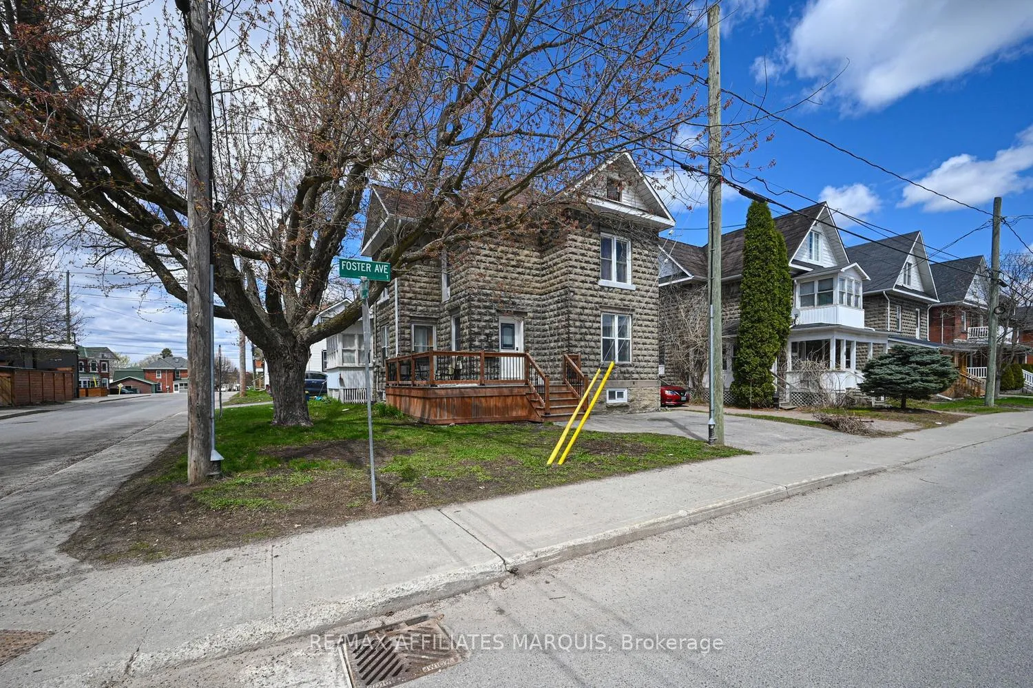 Photo 1 of 2 Foster Avenue, Smiths Falls — HOMEH