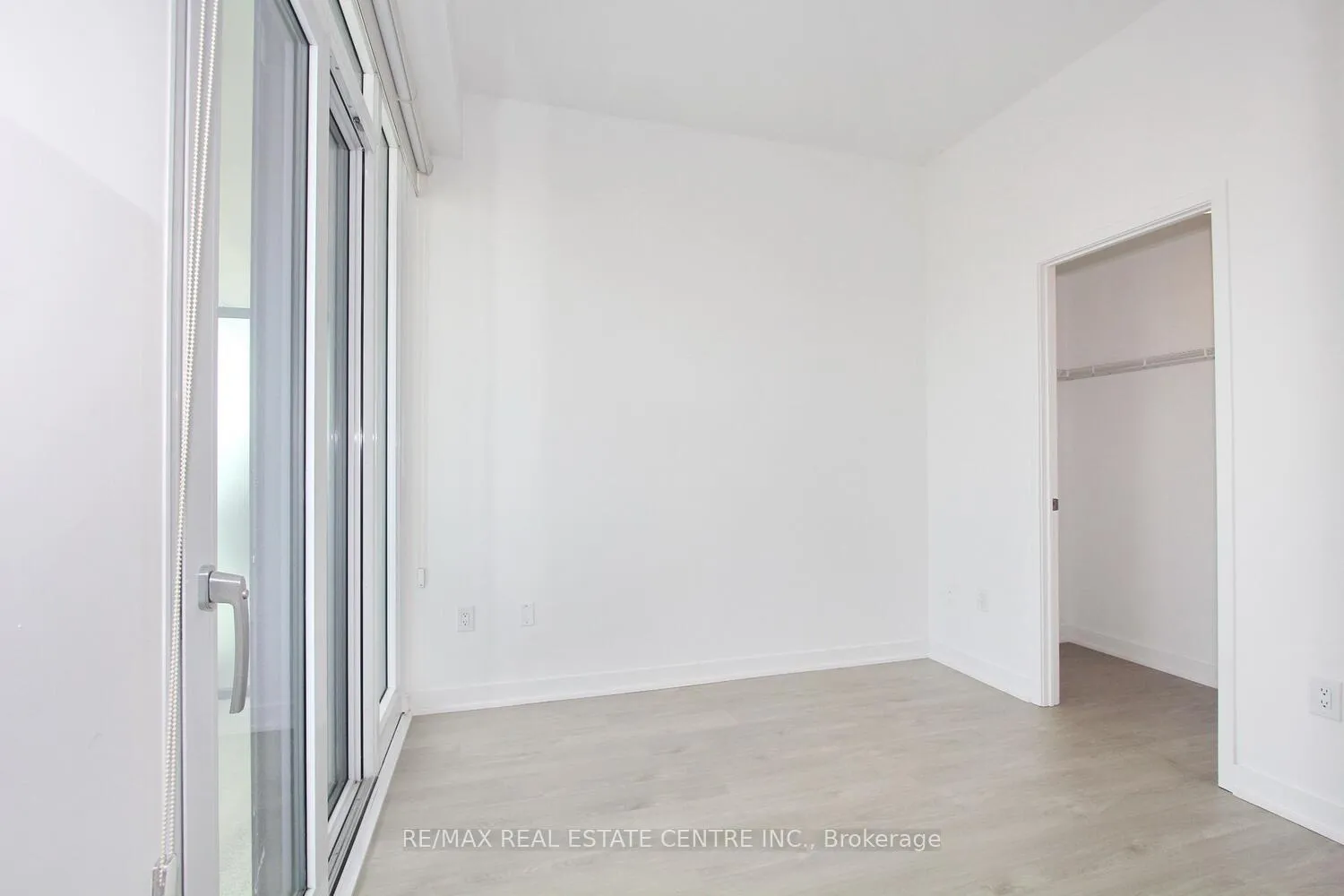 Photo 15 of Unit 3602, 3900 Confederation Parkway, Mississauga, City Centre — HOMEH