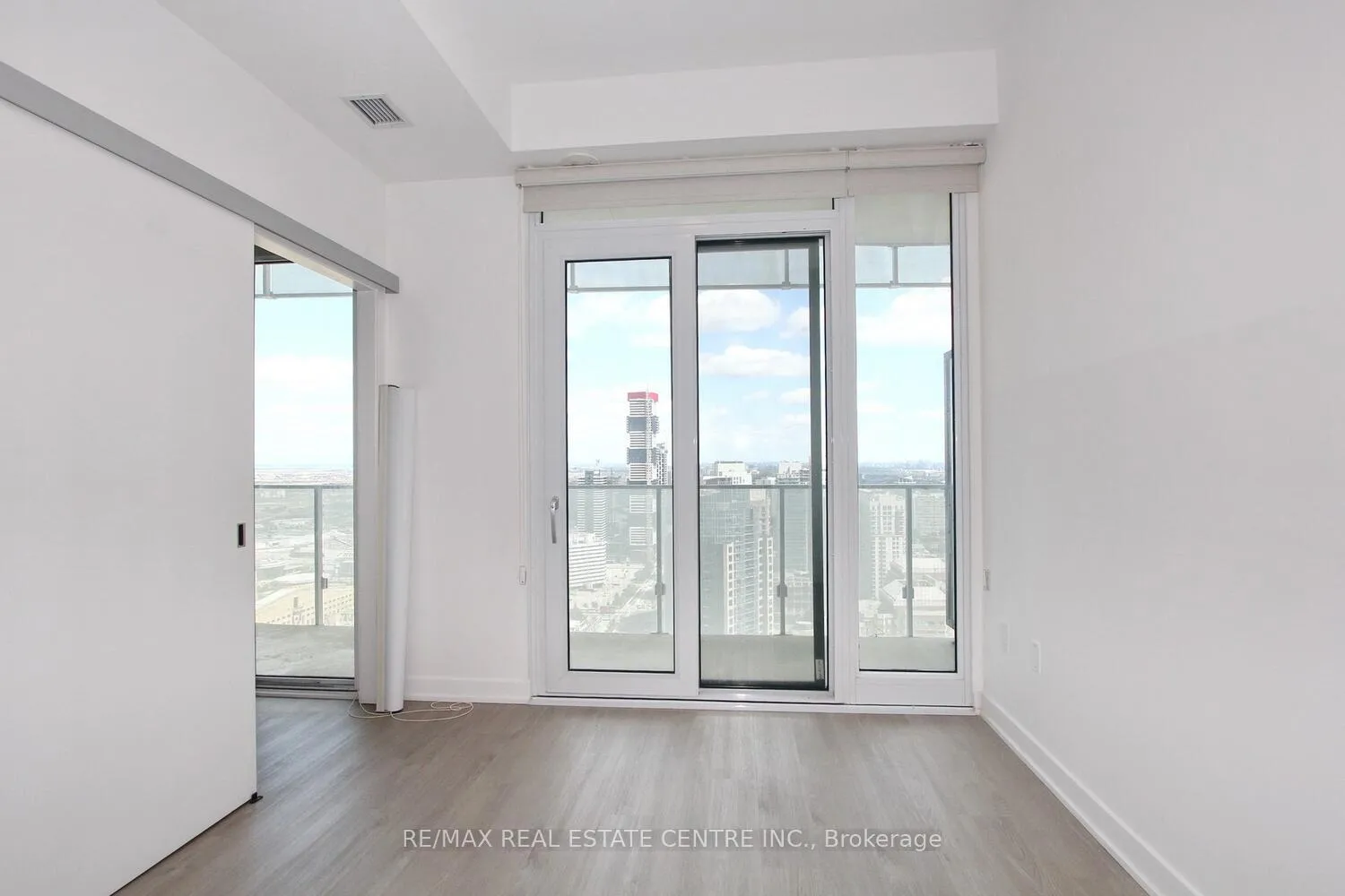Photo 18 of Unit 3602, 3900 Confederation Parkway, Mississauga, City Centre — HOMEH