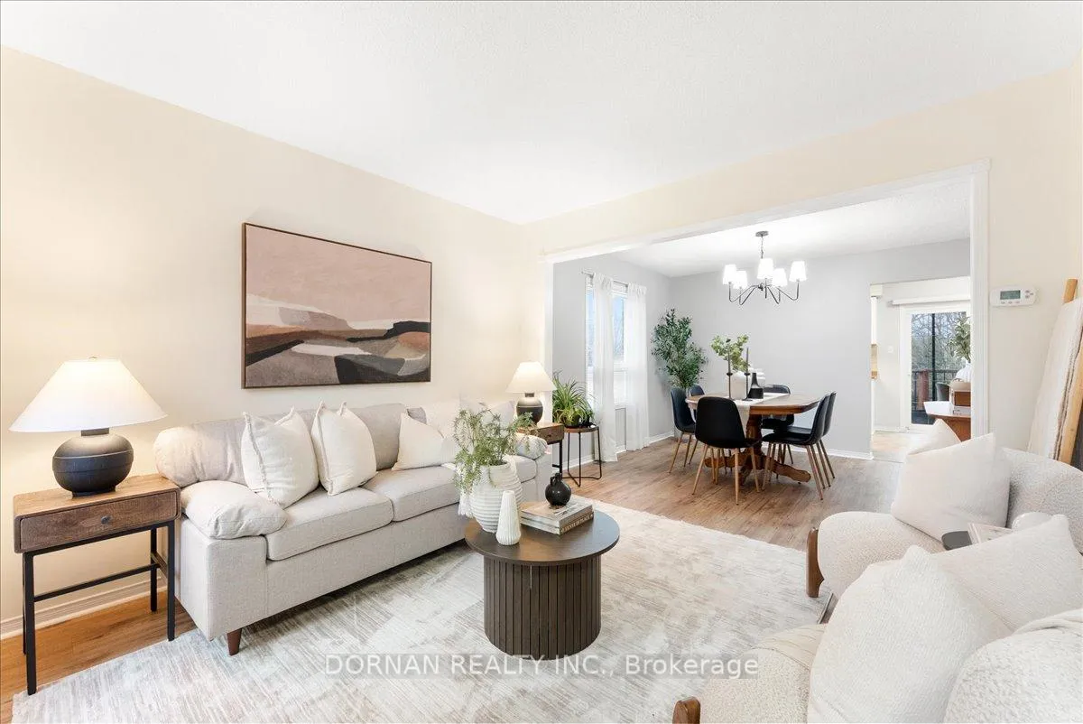 Photo 6 of 3 Bancroft Crescent, Whitby, Williamsburg — HOMEH
