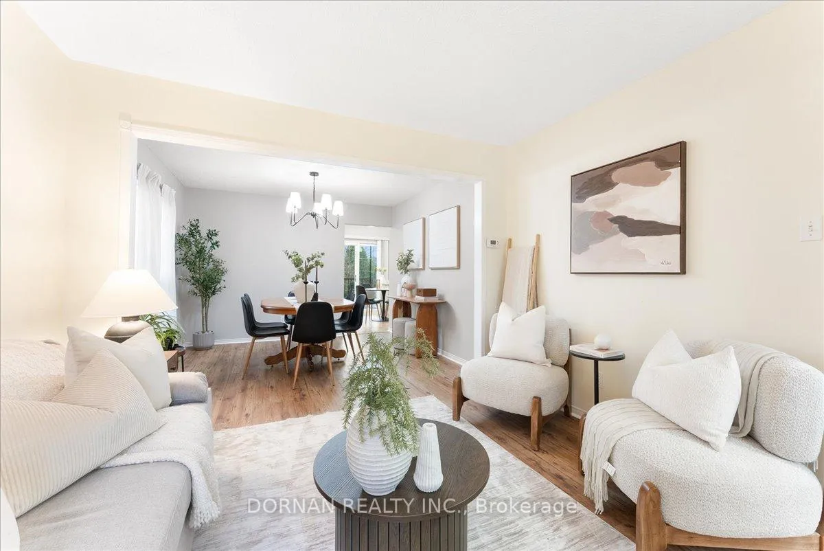 Photo 7 of 3 Bancroft Crescent, Whitby, Williamsburg — HOMEH