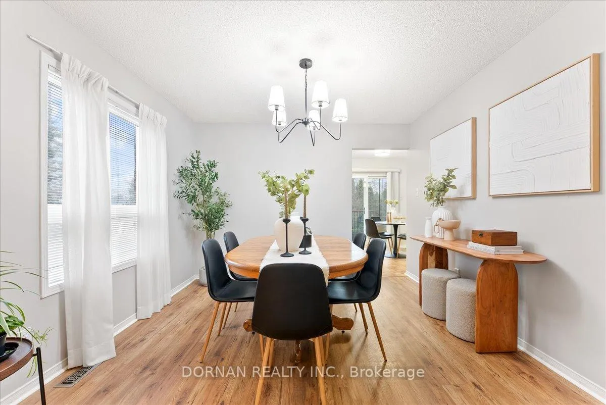 Photo 9 of 3 Bancroft Crescent, Whitby, Williamsburg — HOMEH