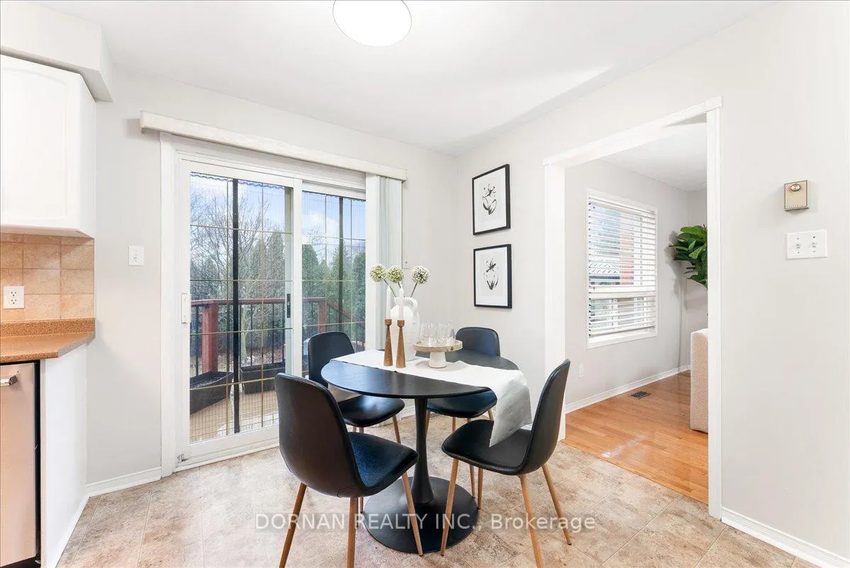Photo 13 of 3 Bancroft Crescent, Whitby, Williamsburg — HOMEH