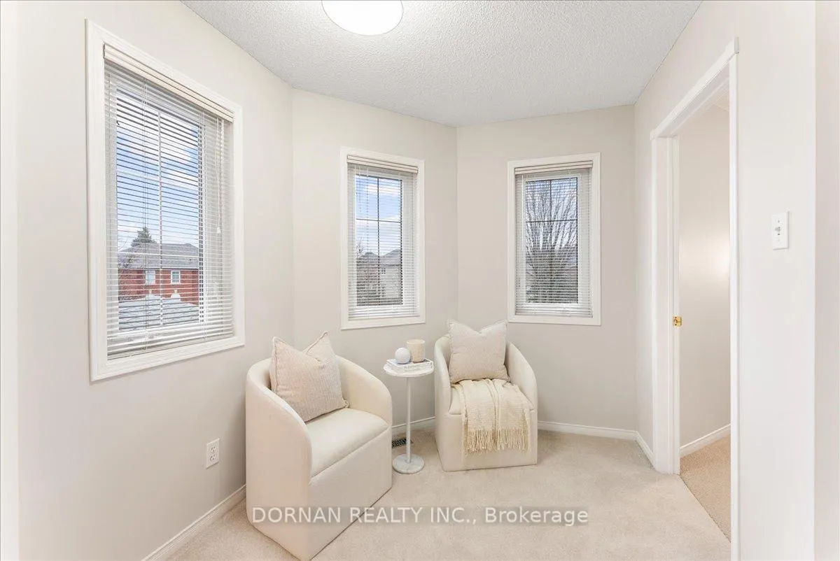 Photo 22 of 3 Bancroft Crescent, Whitby, Williamsburg — HOMEH