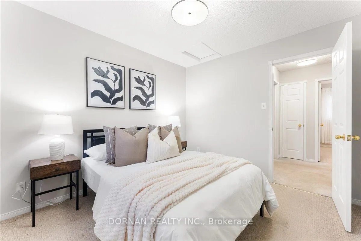 Photo 30 of 3 Bancroft Crescent, Whitby, Williamsburg — HOMEH