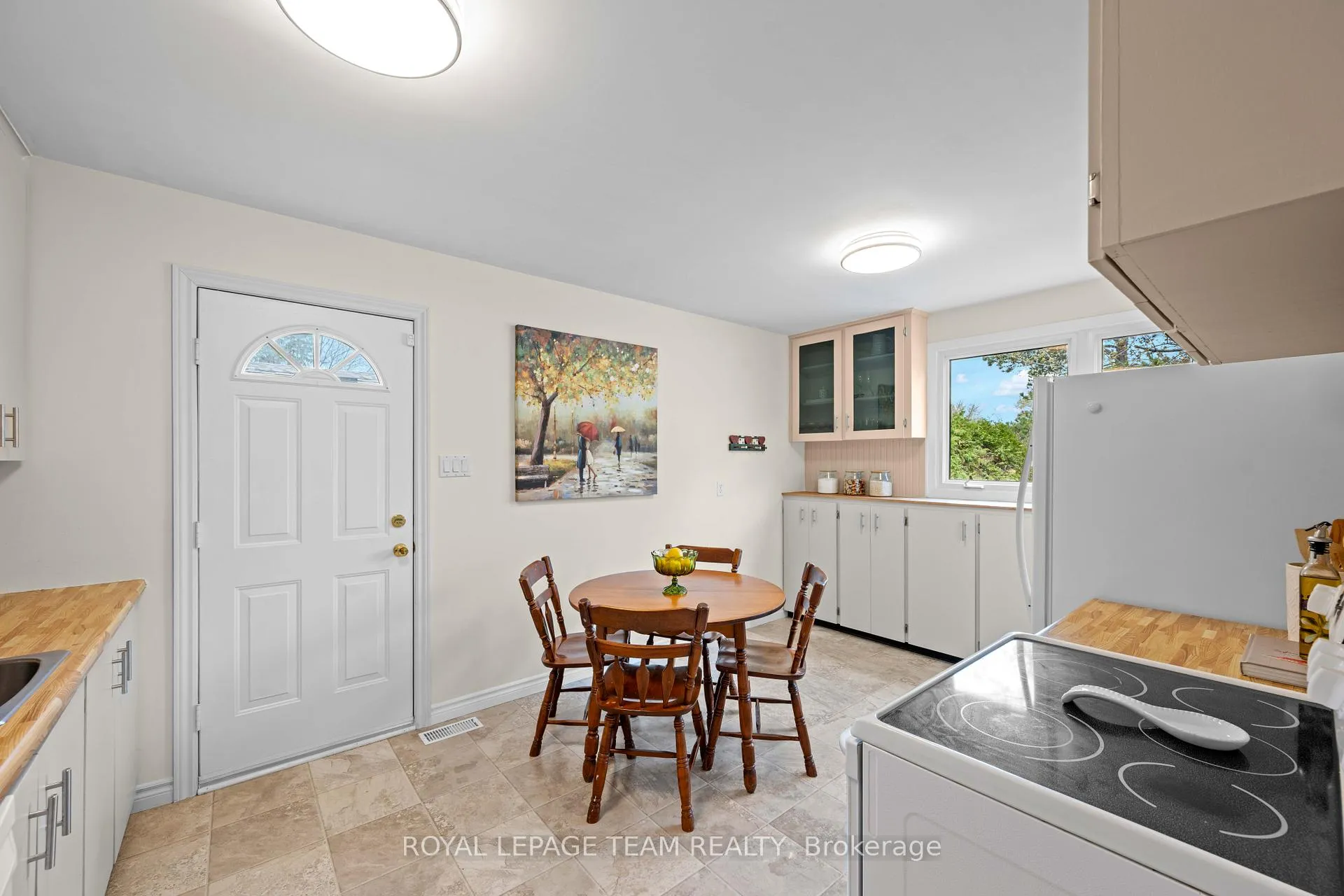 Photo 13 of 153 Post Road, Ottawa, Kanata - Glencairn/Hazeldean — HOMEH