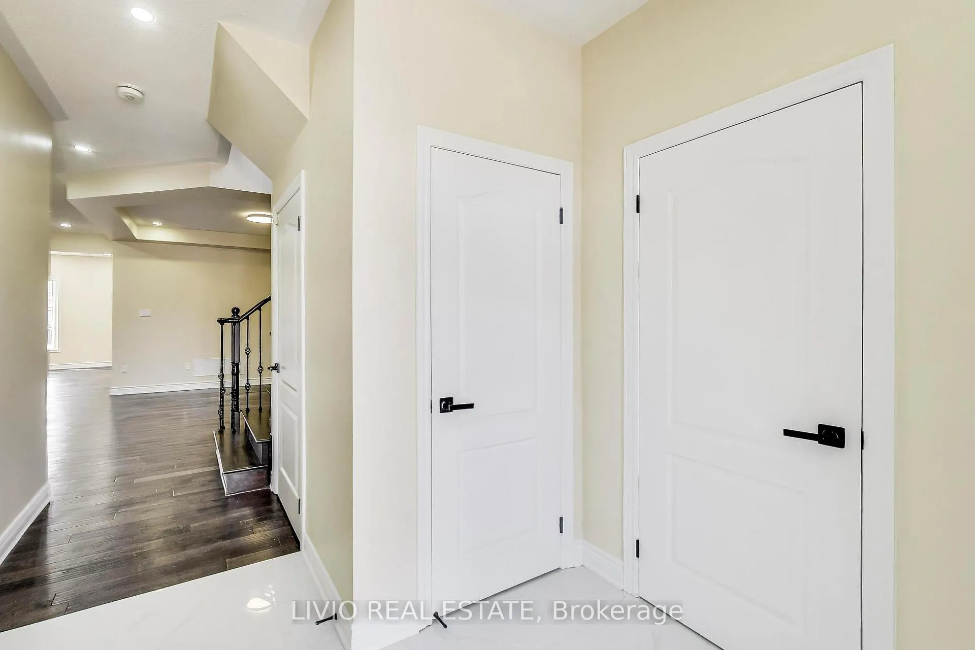 Photo 4 of 232 Thorndale Road, Brampton, Bram East — HOMEH
