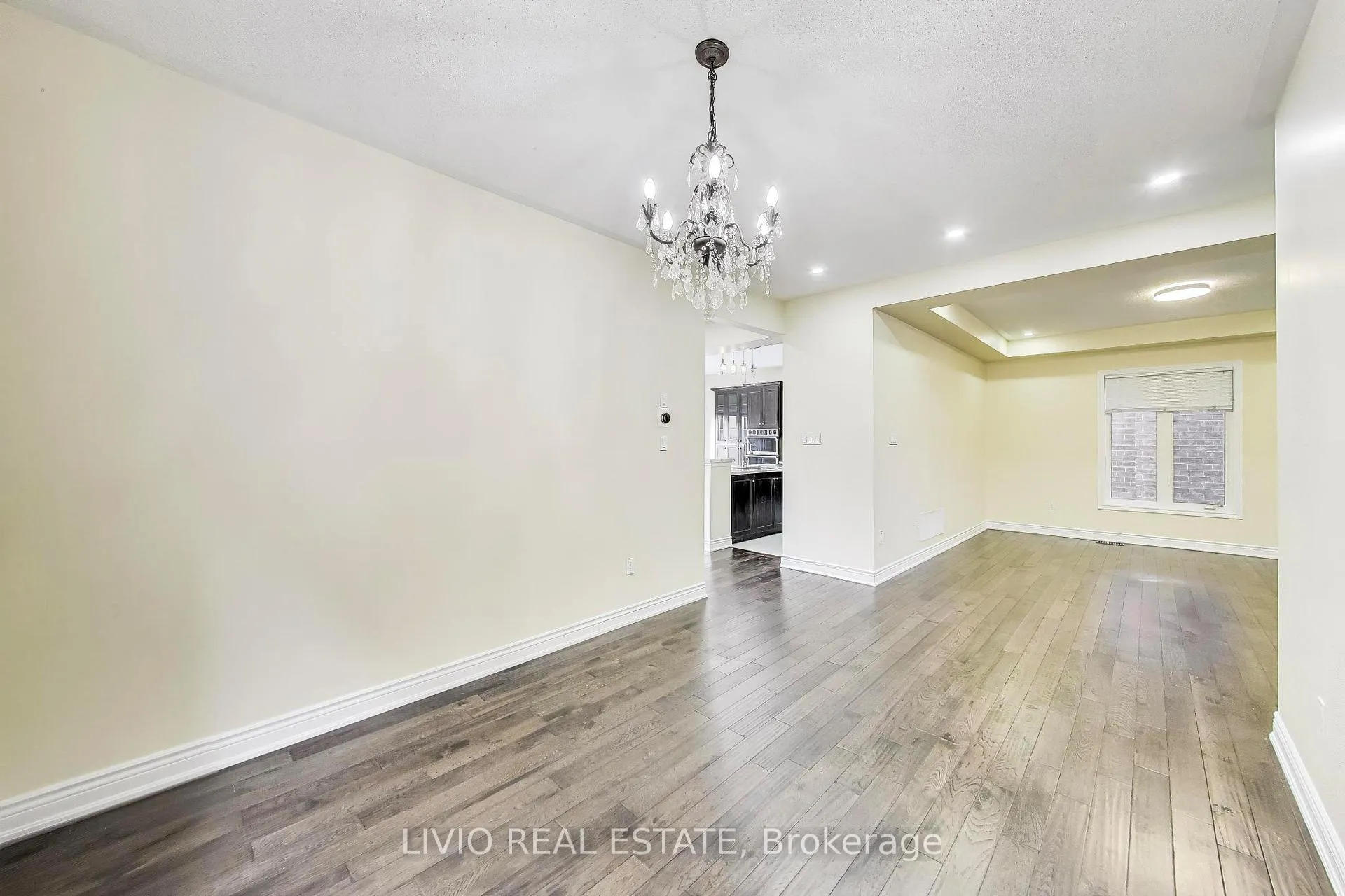 Photo 7 of 232 Thorndale Road, Brampton, Bram East — HOMEH