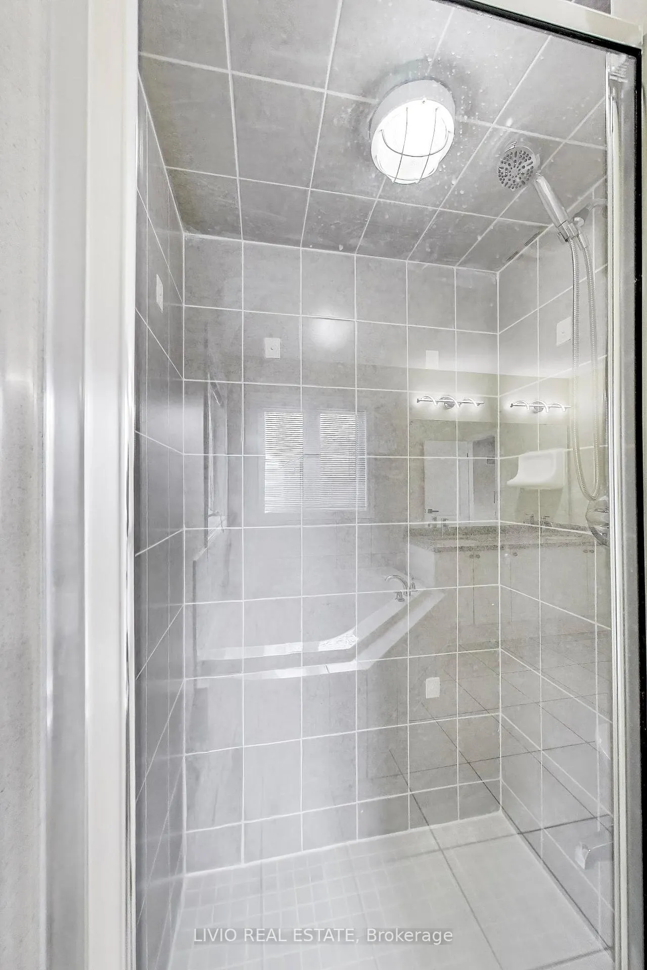 Photo 28 of 232 Thorndale Road, Brampton, Bram East — HOMEH