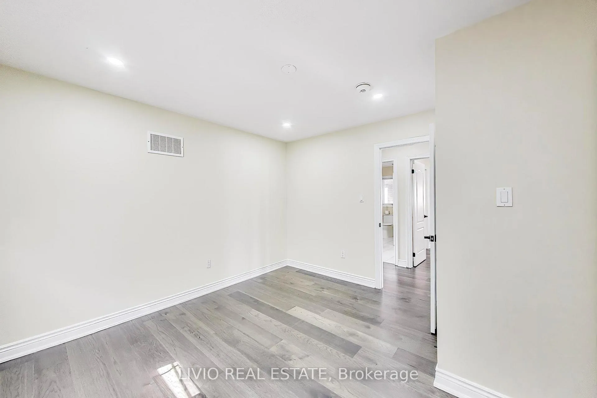 Photo 36 of 232 Thorndale Road, Brampton, Bram East — HOMEH