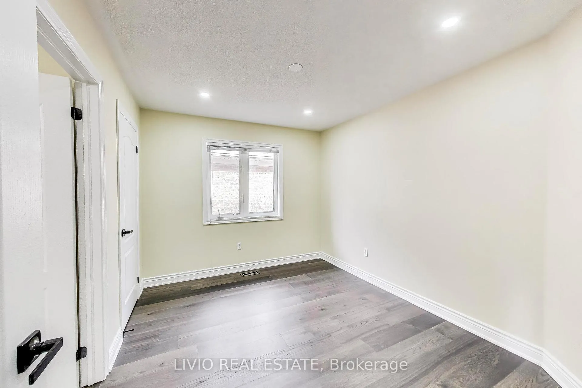 Photo 37 of 232 Thorndale Road, Brampton, Bram East — HOMEH