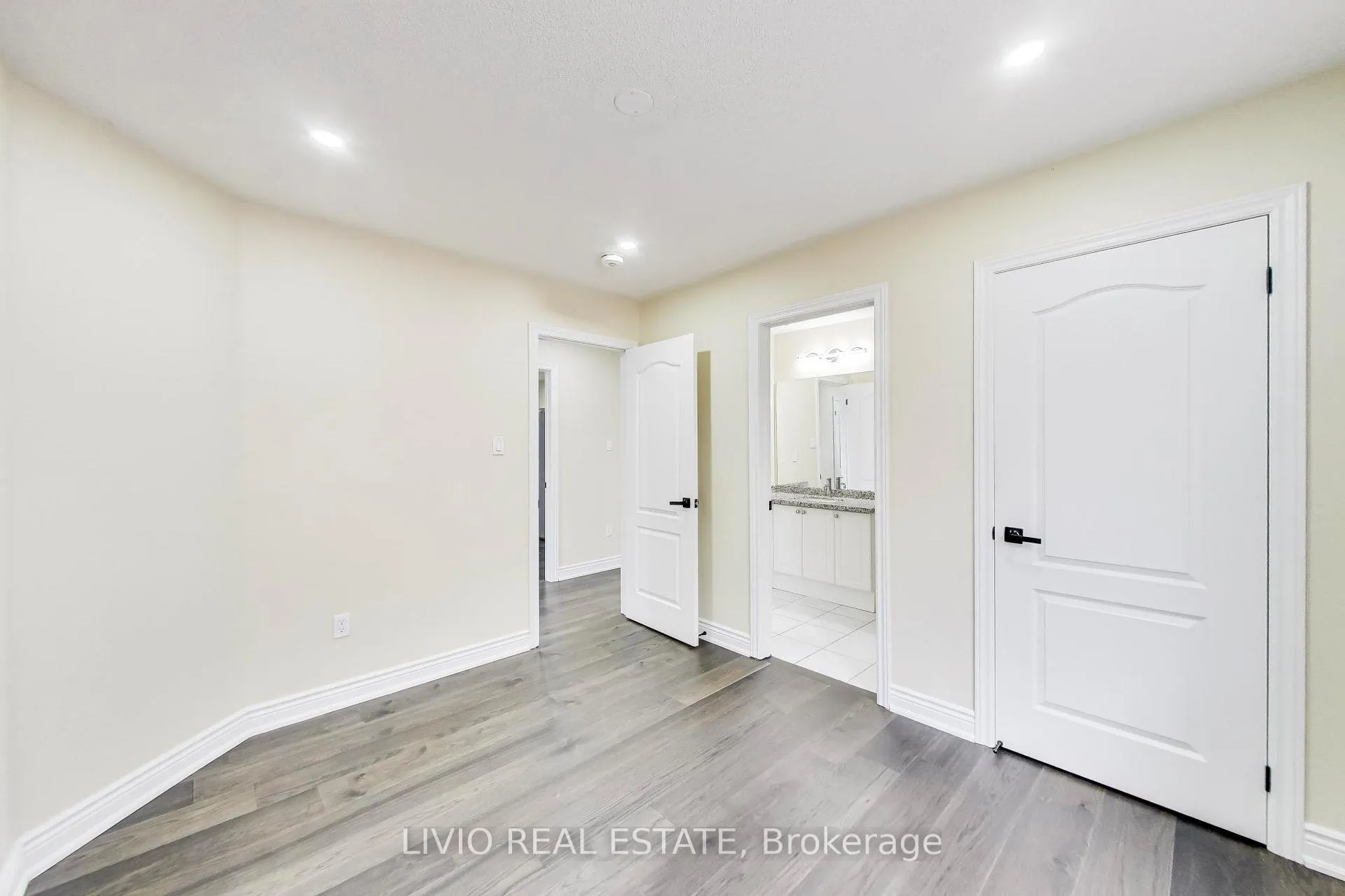 Photo 38 of 232 Thorndale Road, Brampton, Bram East — HOMEH
