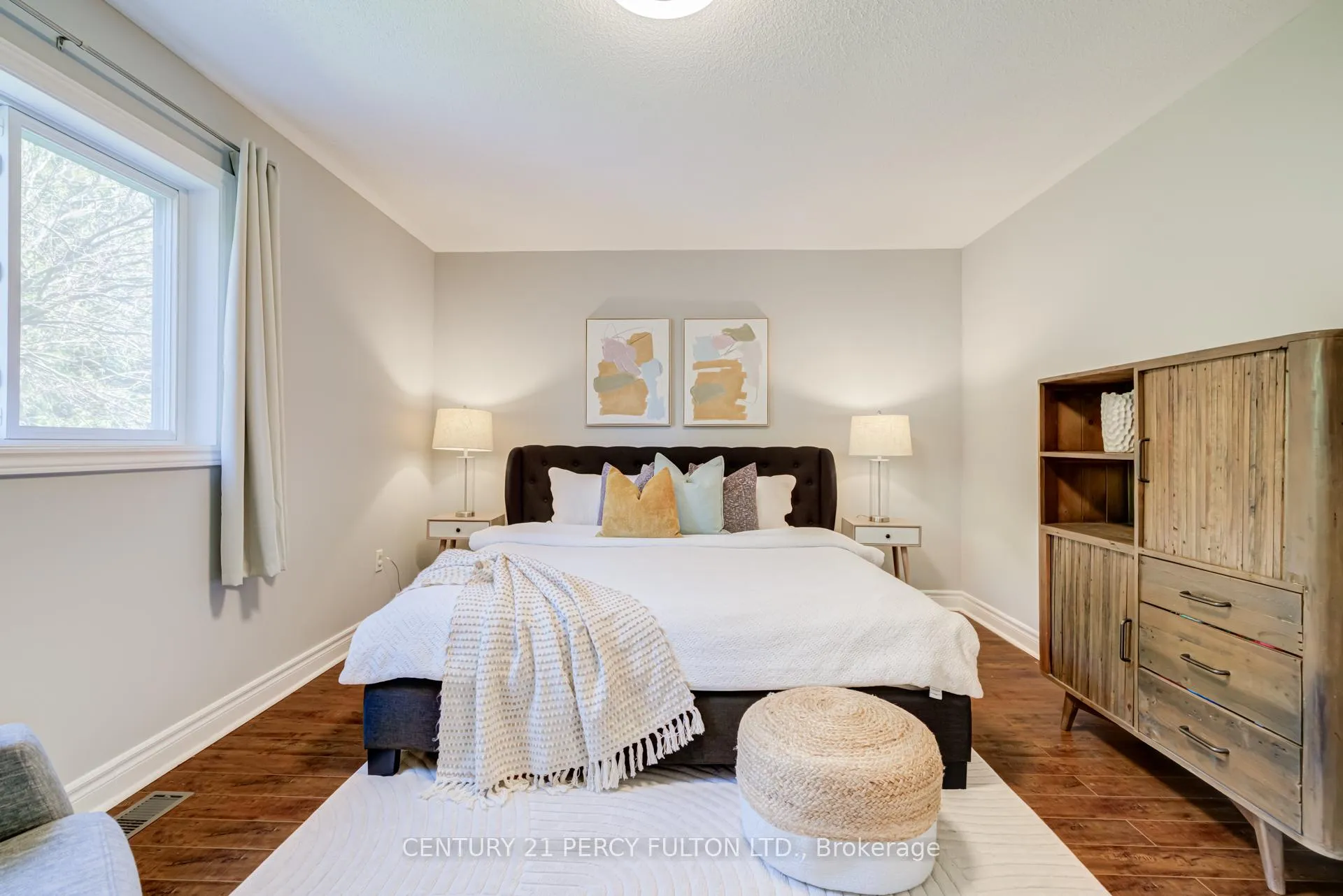 Photo 23 of 383 Sparrow Circle, Pickering, Highbush — HOMEH