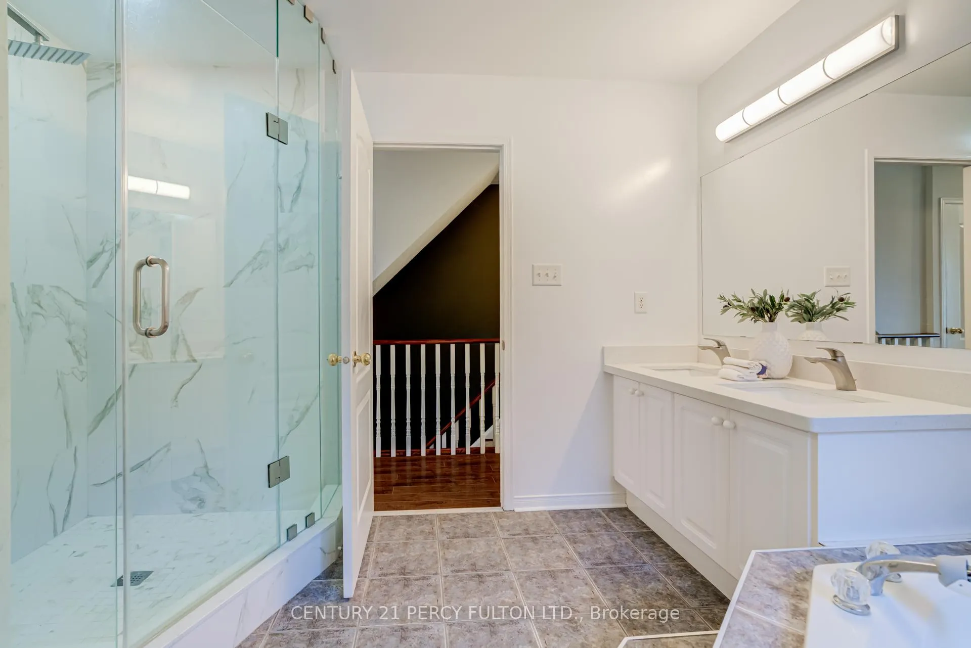 Photo 26 of 383 Sparrow Circle, Pickering, Highbush — HOMEH