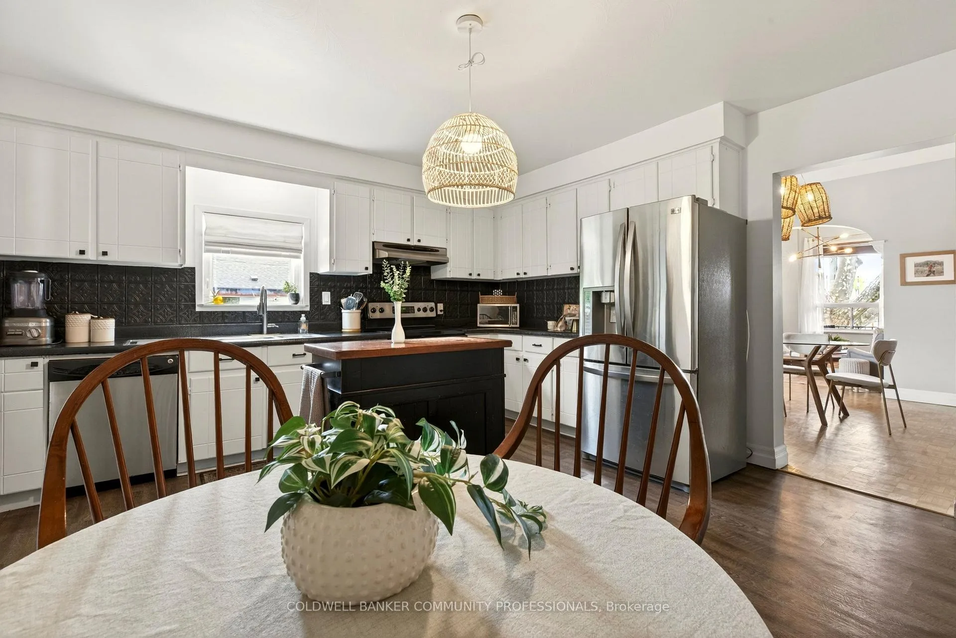 Photo 17 of 181 Simcoe Street E, Hamilton, North End — HOMEH