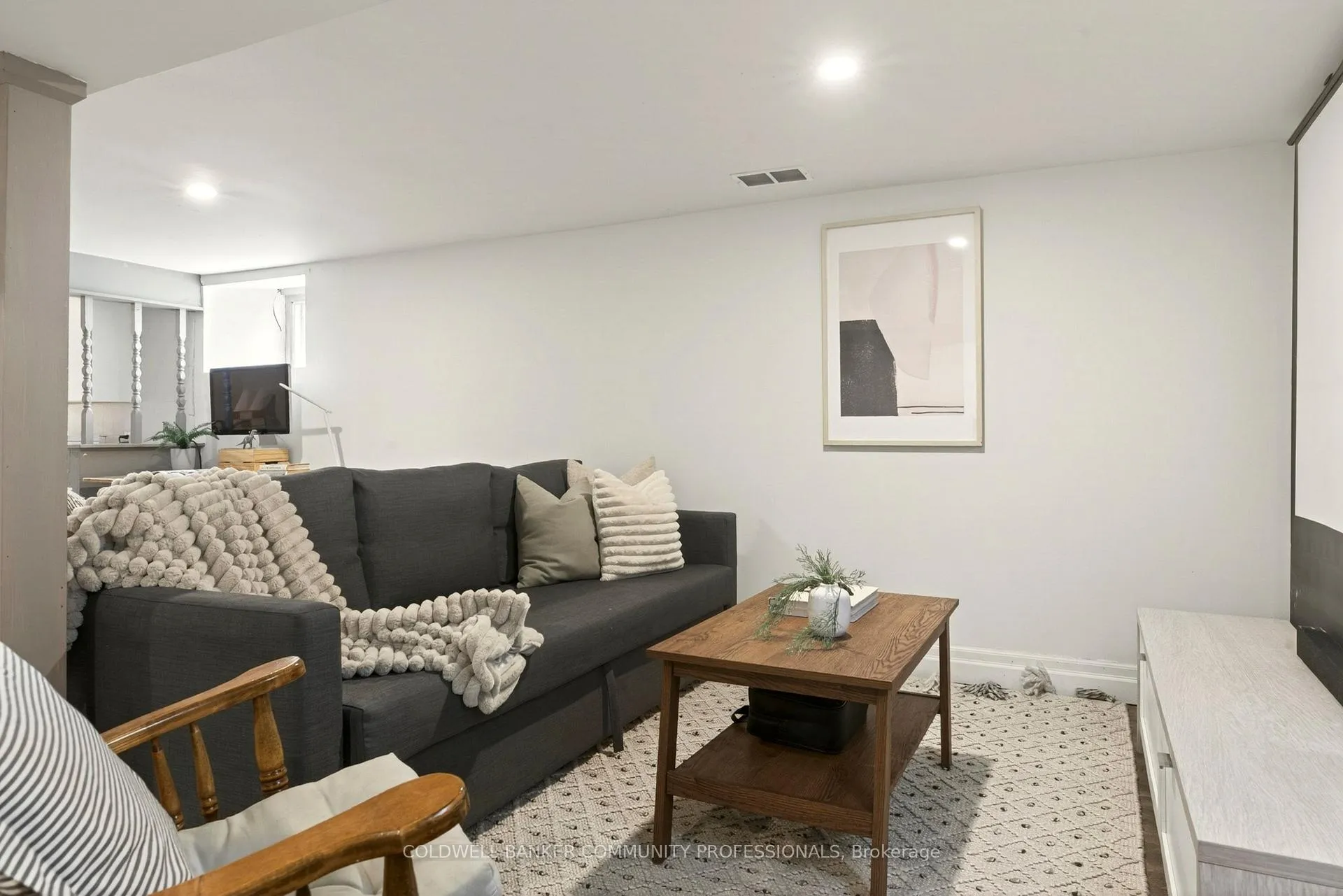 Photo 40 of 181 Simcoe Street E, Hamilton, North End — HOMEH