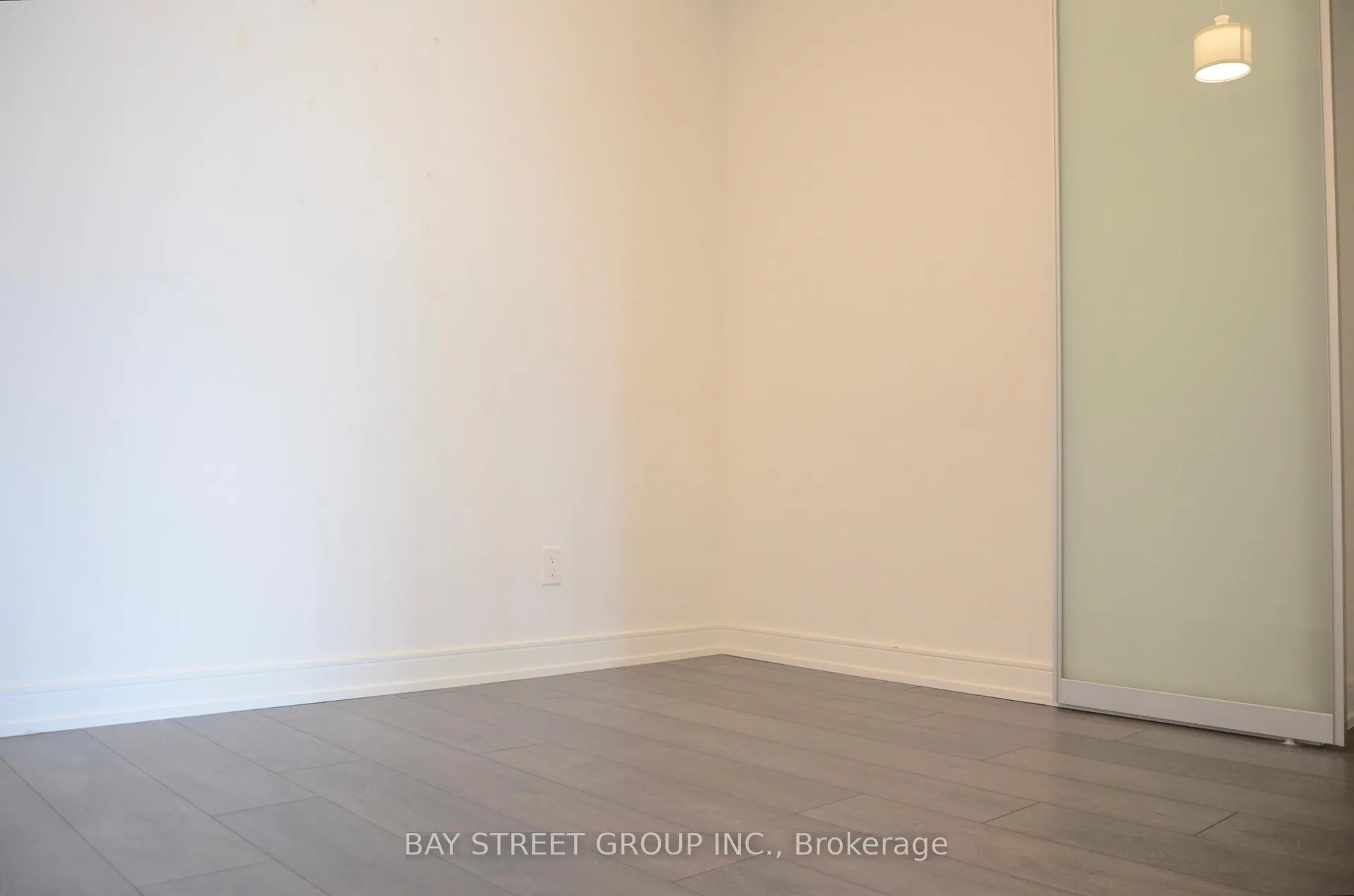 Photo 9 of Unit #910, 3 Gloucester Street, Toronto, Church-Yonge Corridor — HOMEH