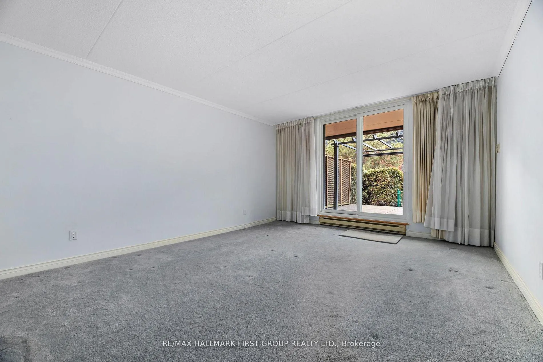 Photo 5 of Unit 102, 580 Mary Street E, Whitby, Downtown Whitby — HOMEH