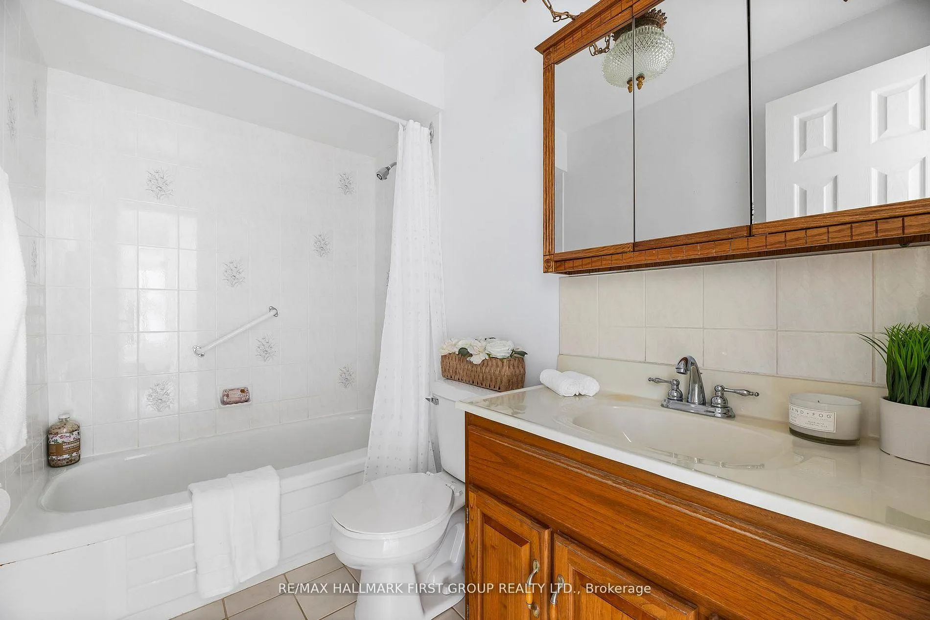 Photo 17 of Unit 102, 580 Mary Street E, Whitby, Downtown Whitby — HOMEH