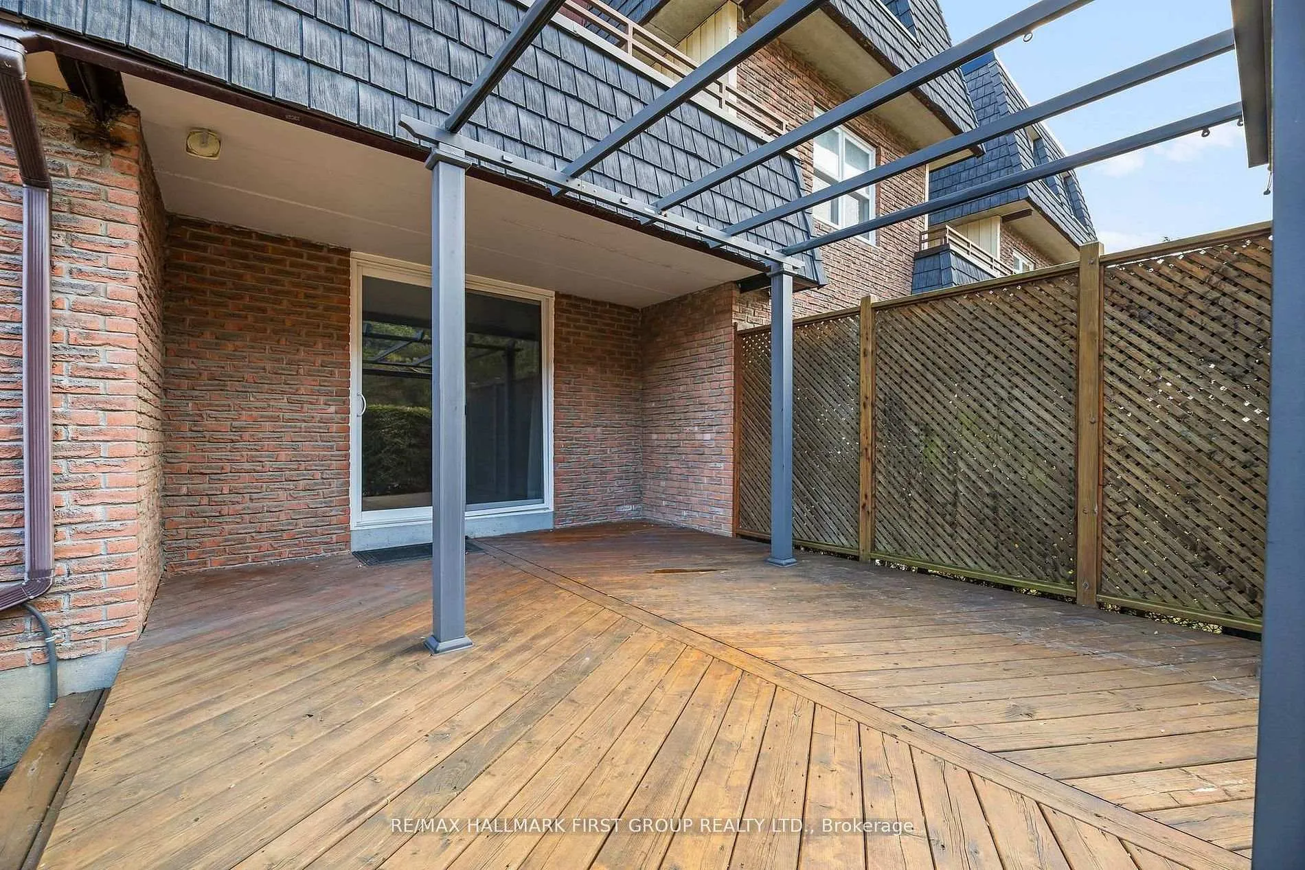 Photo 21 of Unit 102, 580 Mary Street E, Whitby, Downtown Whitby — HOMEH