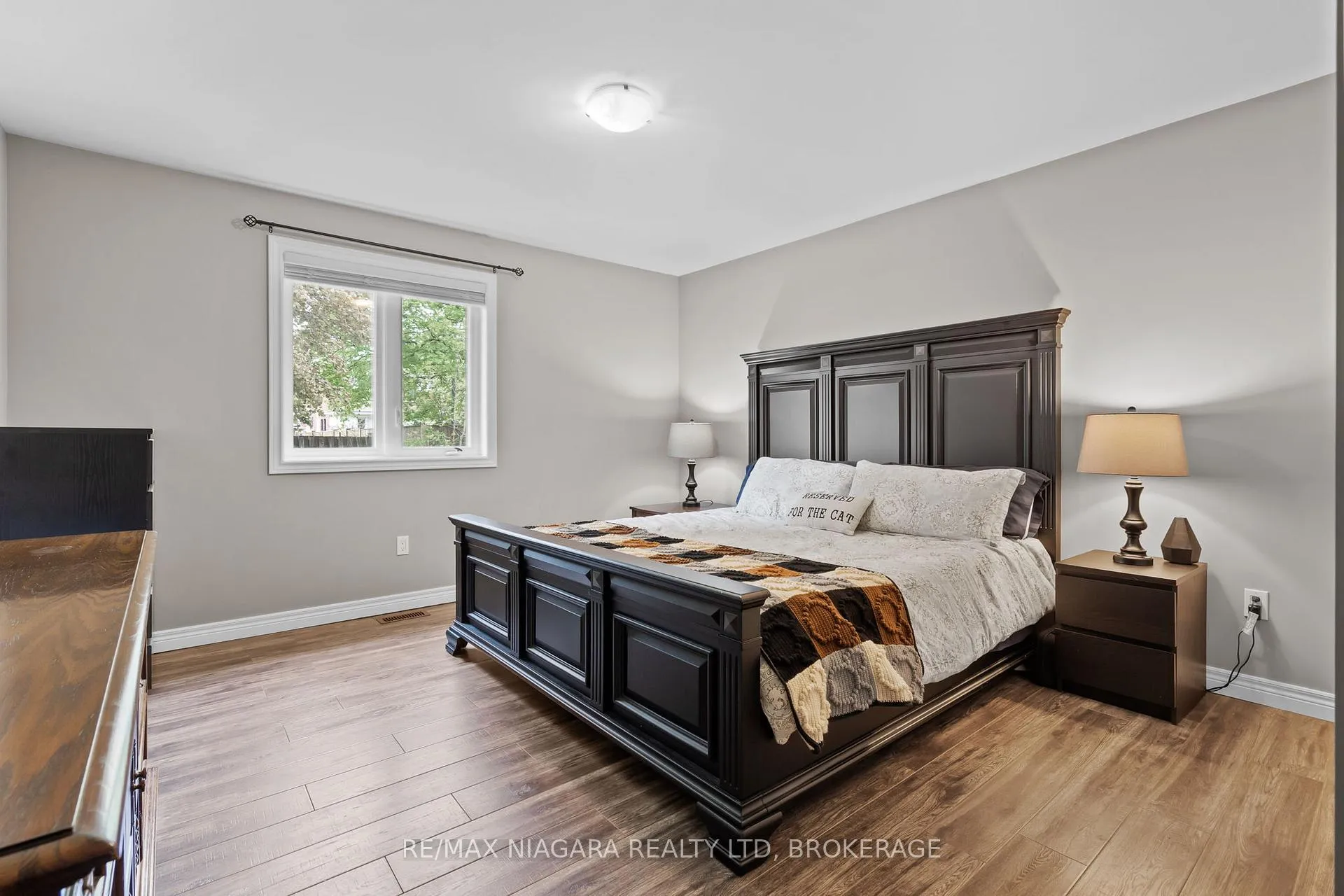 Photo 12 of 228 Lincoln Street, Welland, Welland Downtown — HOMEH