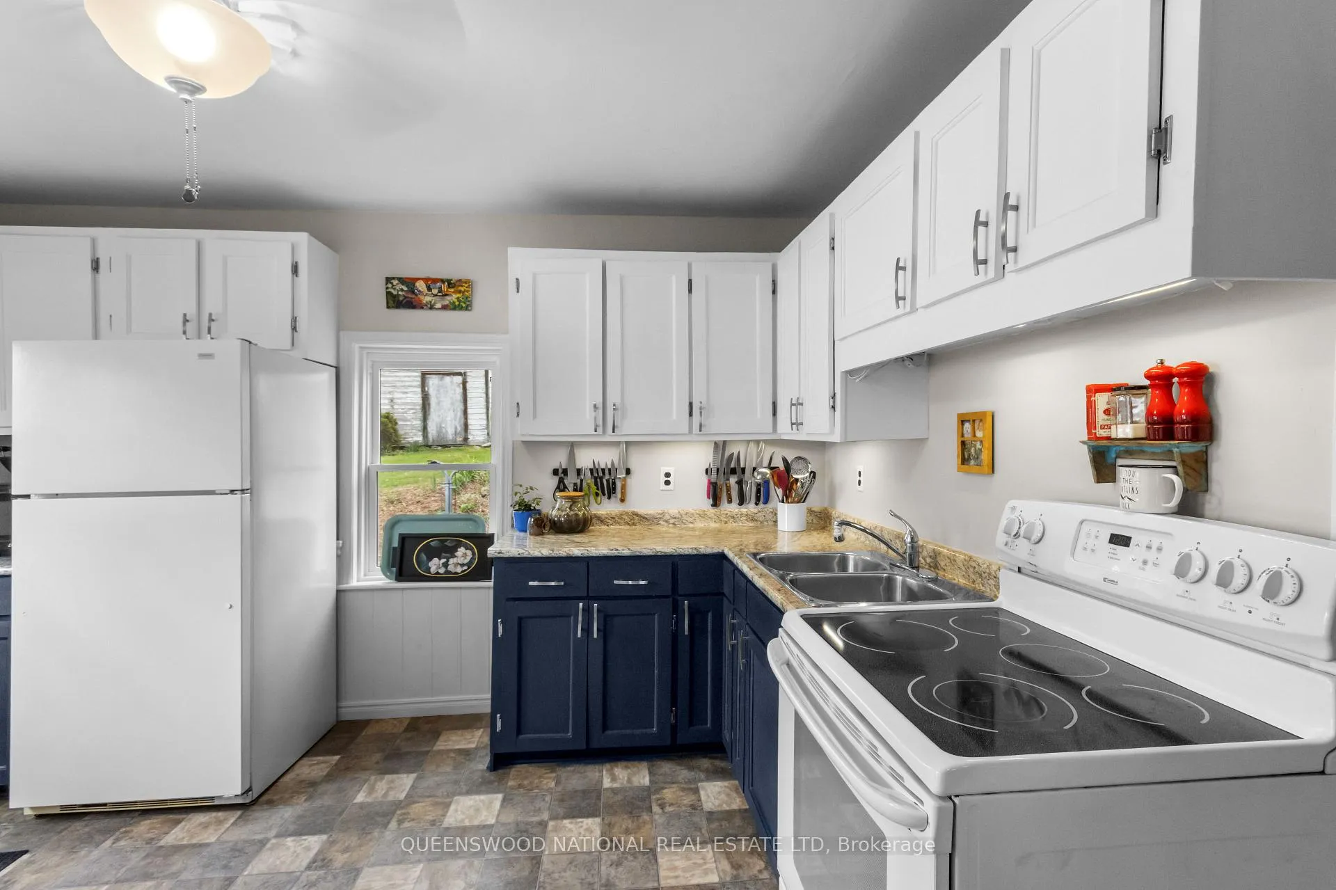 Photo 24 of 232 Elgin Street, Centre Hastings — HOMEH