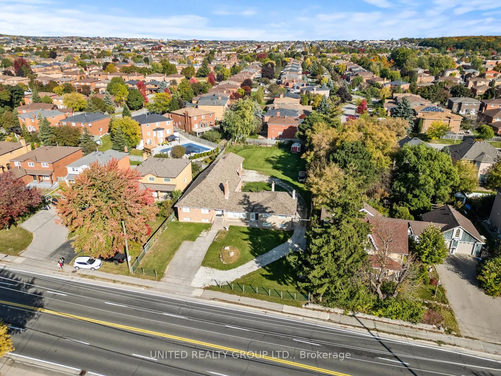 Photo 12 of 9725 Keele Street, Vaughan, Maple — HOMEH