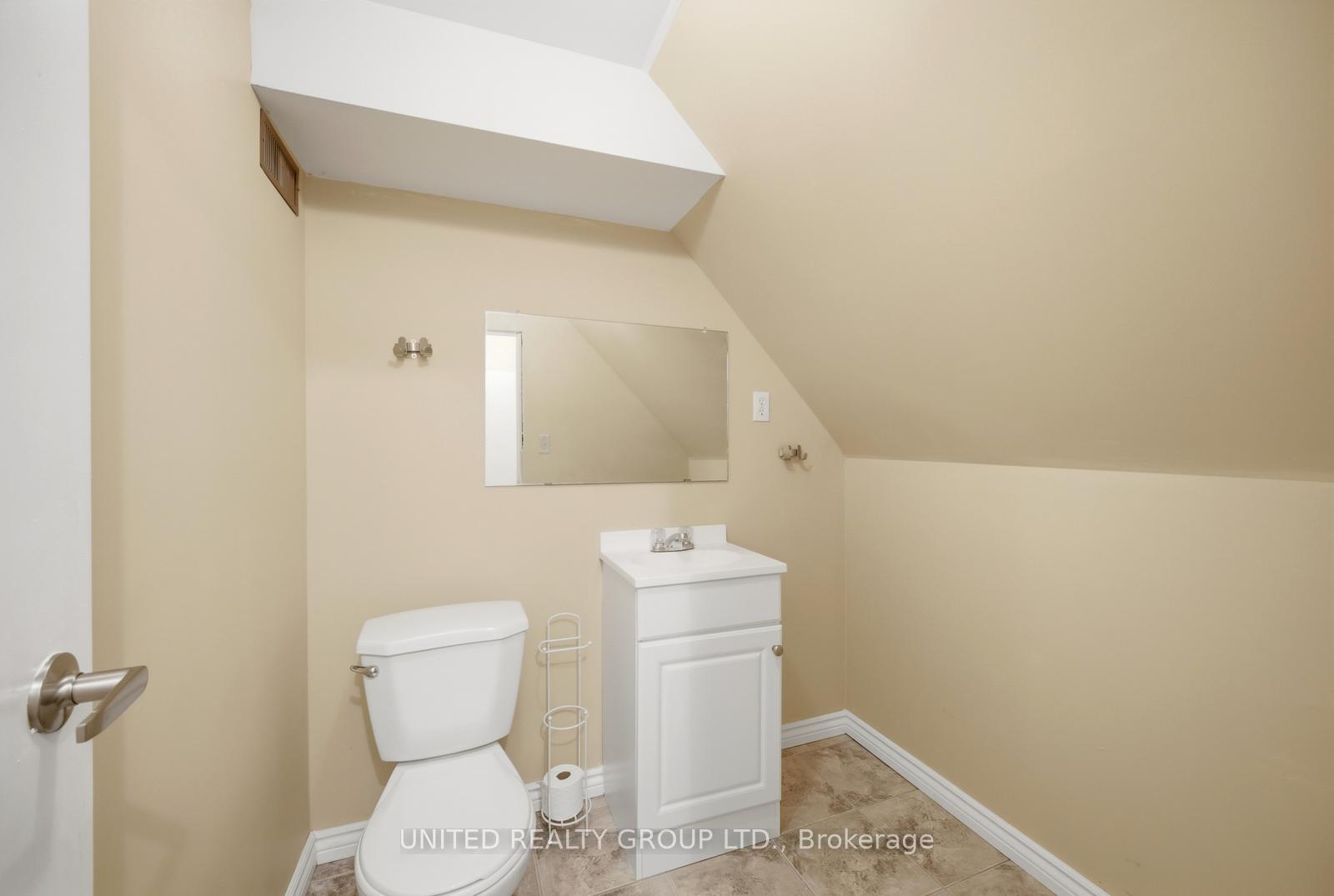 Photo 43 of 9725 Keele Street, Vaughan, Maple — HOMEH