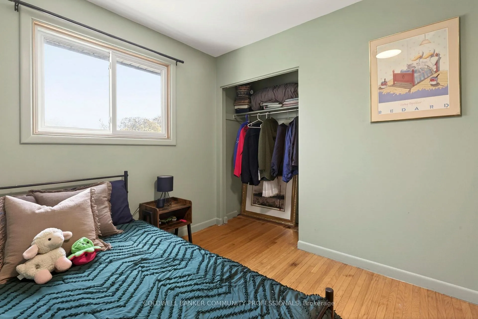 Photo 25 of 6 Seagram Place, Hamilton, Huntington — HOMEH