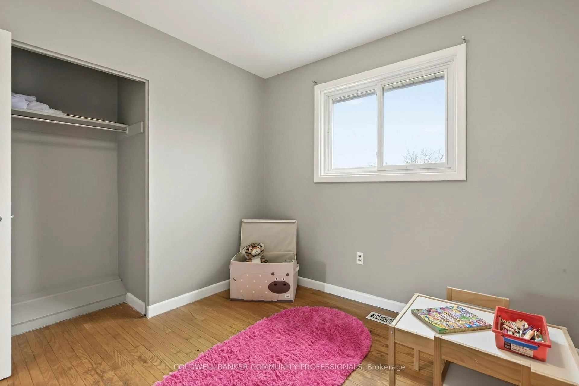 Photo 27 of 6 Seagram Place, Hamilton, Huntington — HOMEH