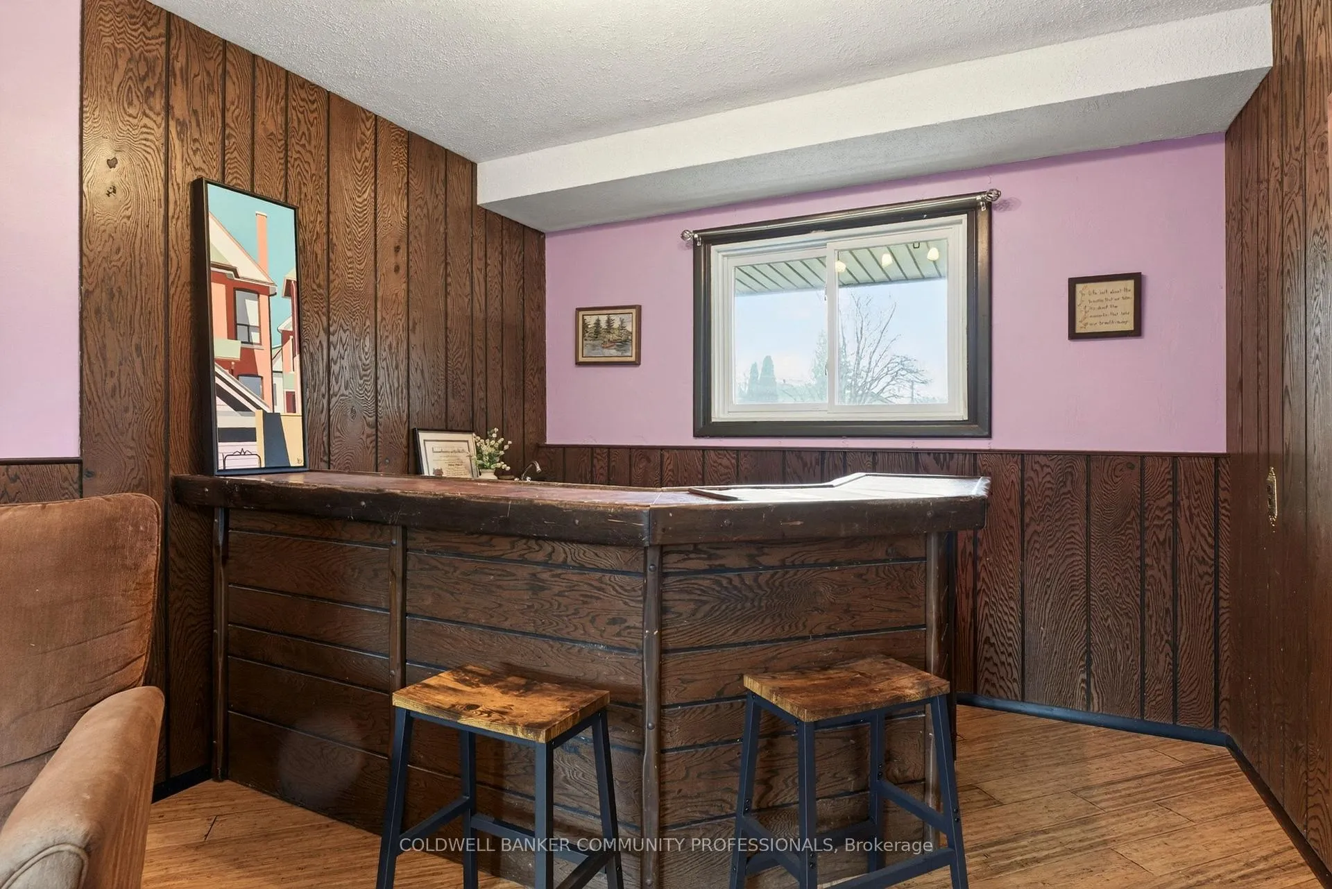 Photo 29 of 6 Seagram Place, Hamilton, Huntington — HOMEH