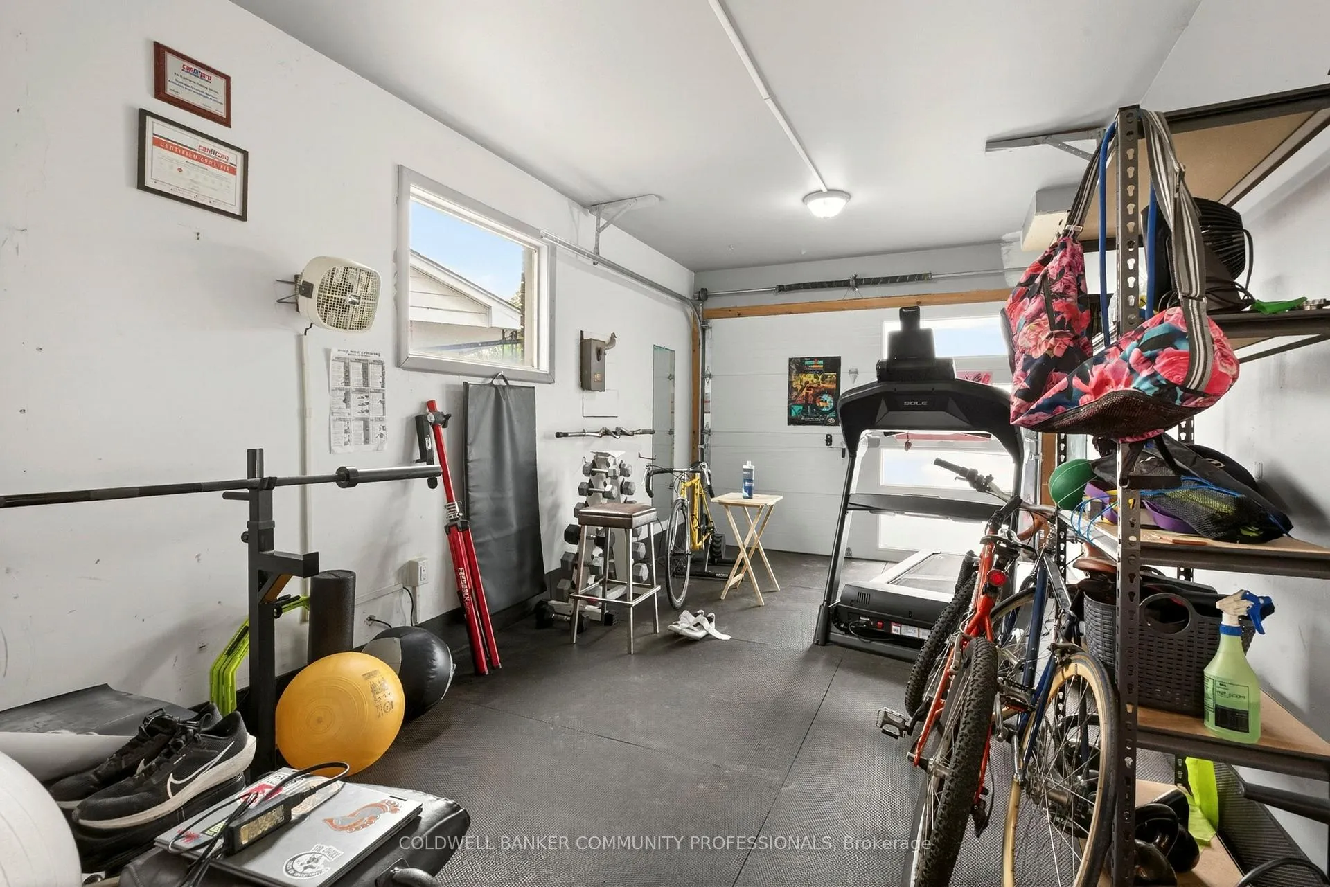 Photo 32 of 6 Seagram Place, Hamilton, Huntington — HOMEH