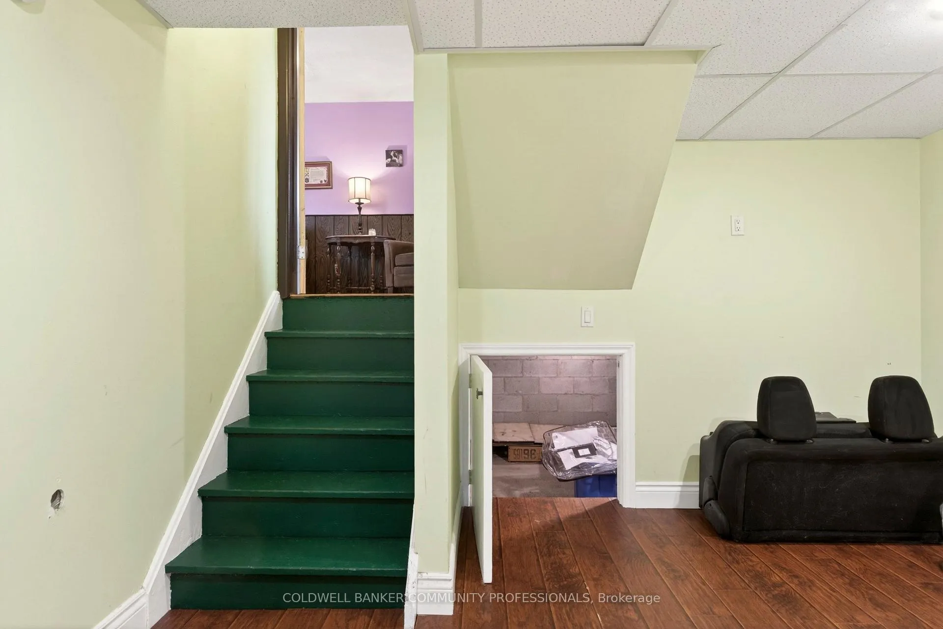Photo 33 of 6 Seagram Place, Hamilton, Huntington — HOMEH