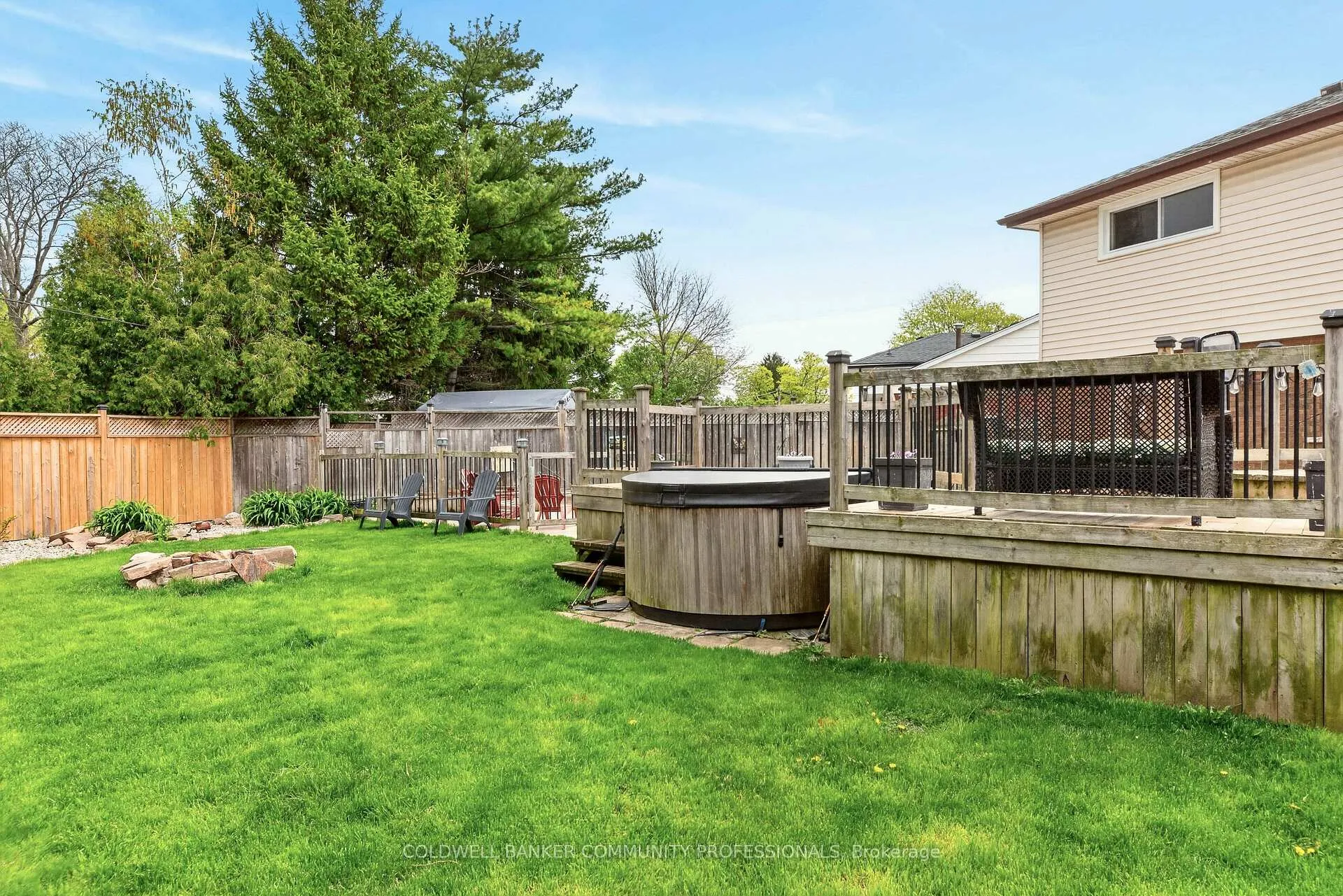 Photo 44 of 6 Seagram Place, Hamilton, Huntington — HOMEH