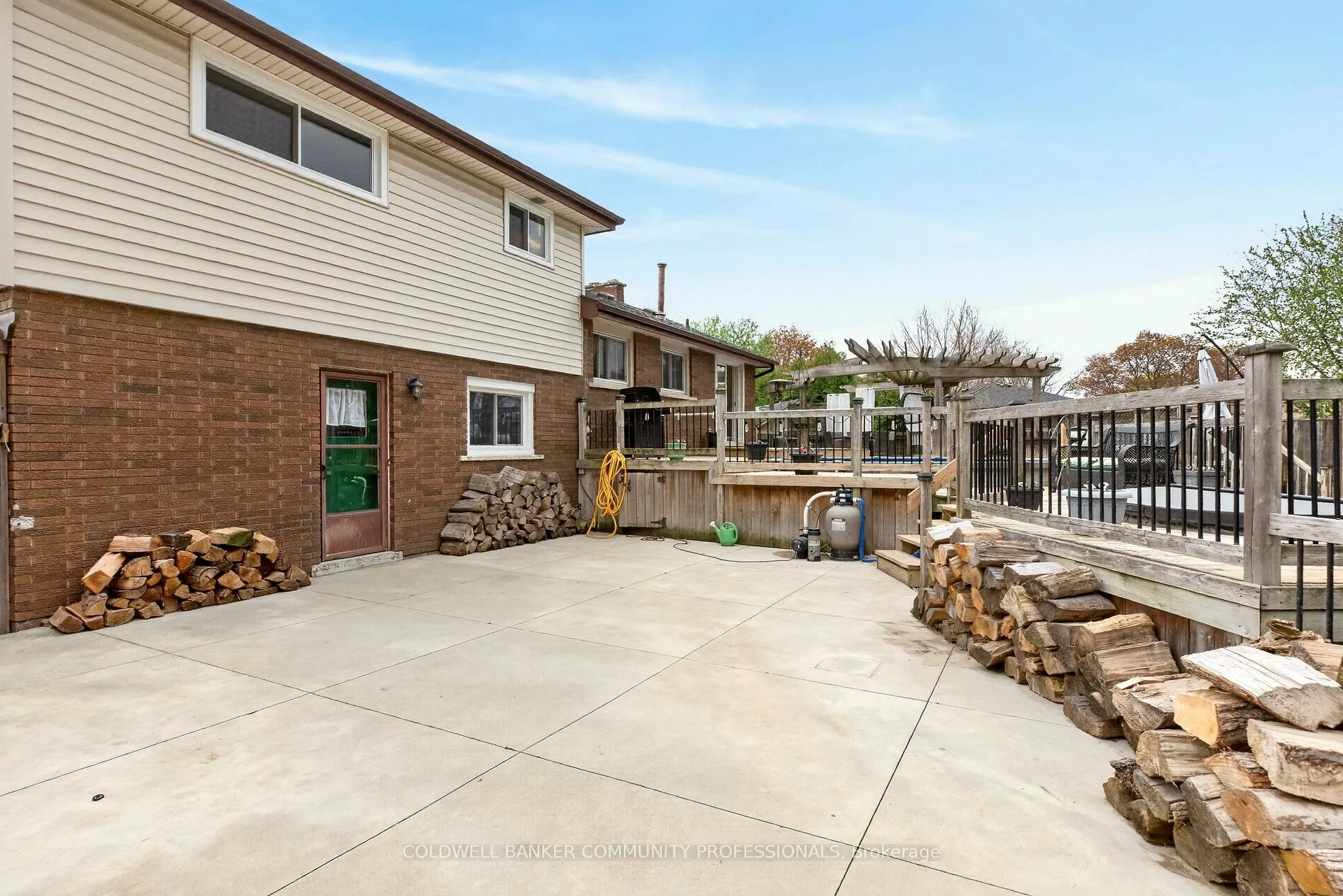 Photo 46 of 6 Seagram Place, Hamilton, Huntington — HOMEH