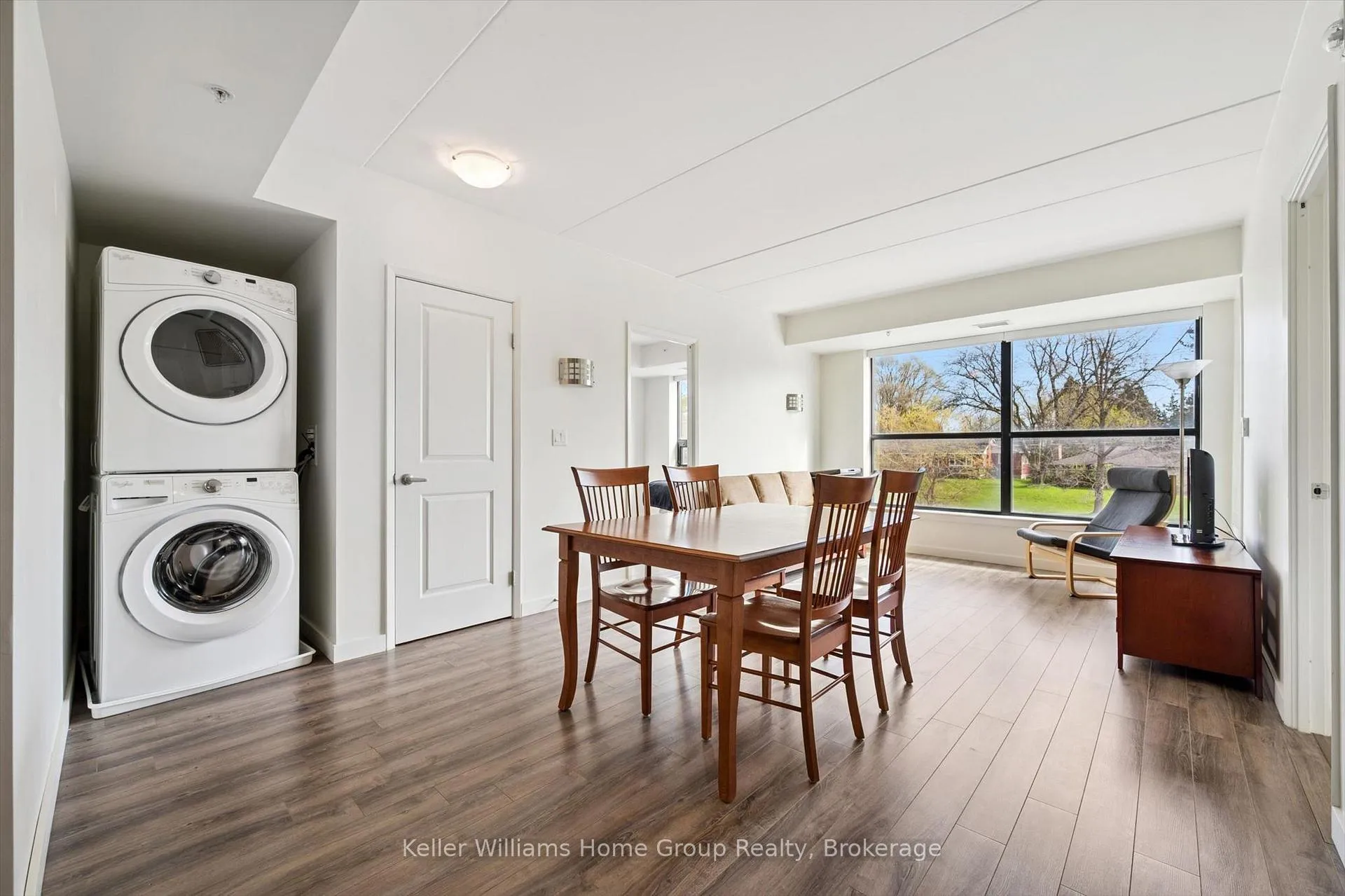 Photo 10 of Unit 406, 1219 Gordon Street, Guelph, Kortright West — HOMEH
