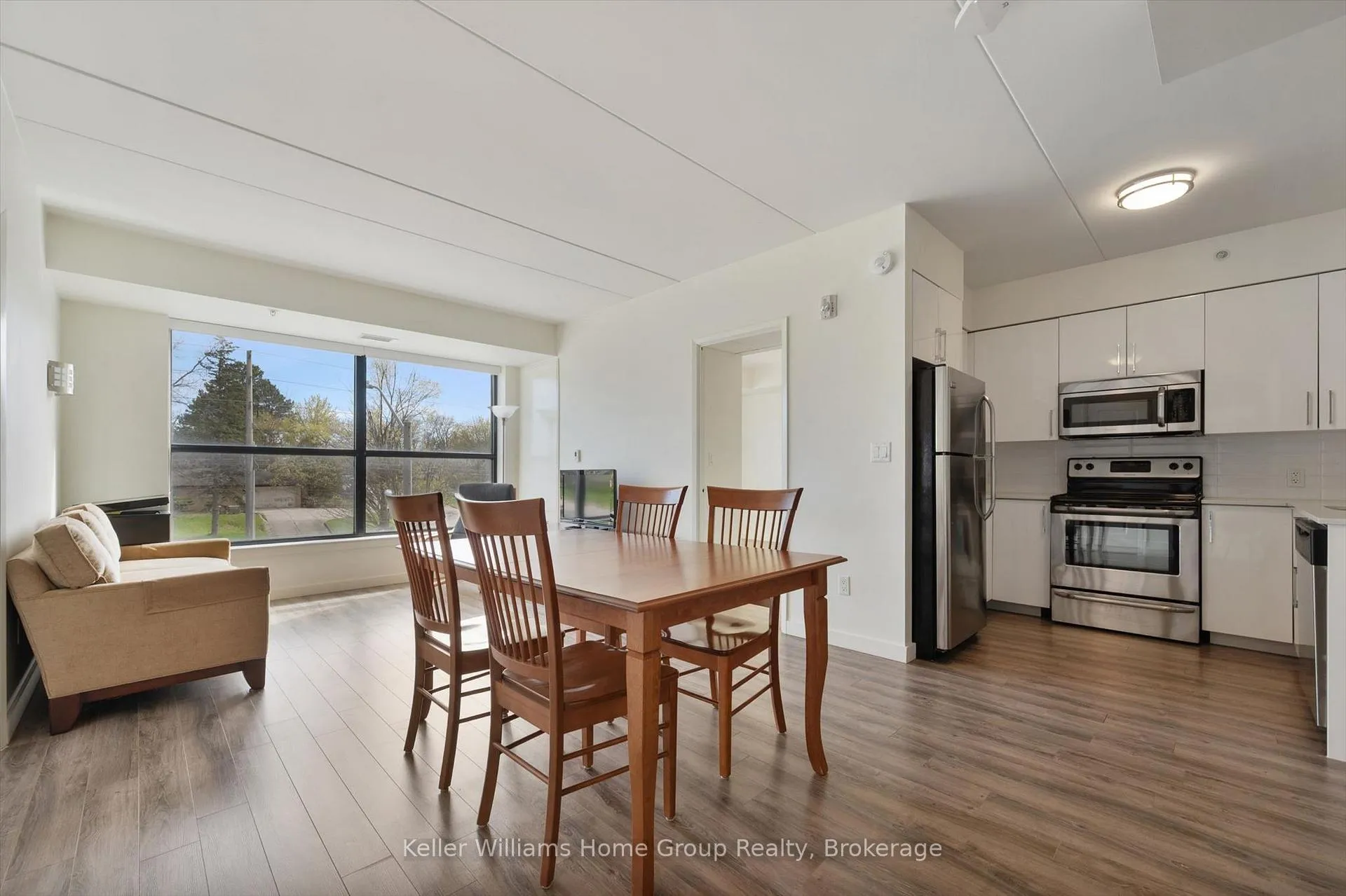 Photo 12 of Unit 406, 1219 Gordon Street, Guelph, Kortright West — HOMEH