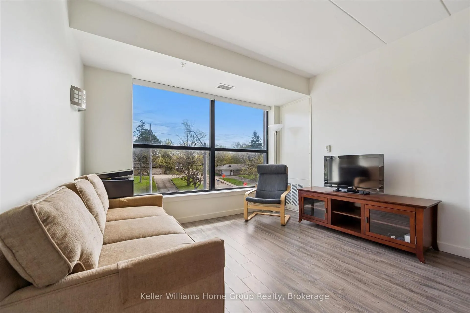 Photo 18 of Unit 406, 1219 Gordon Street, Guelph, Kortright West — HOMEH