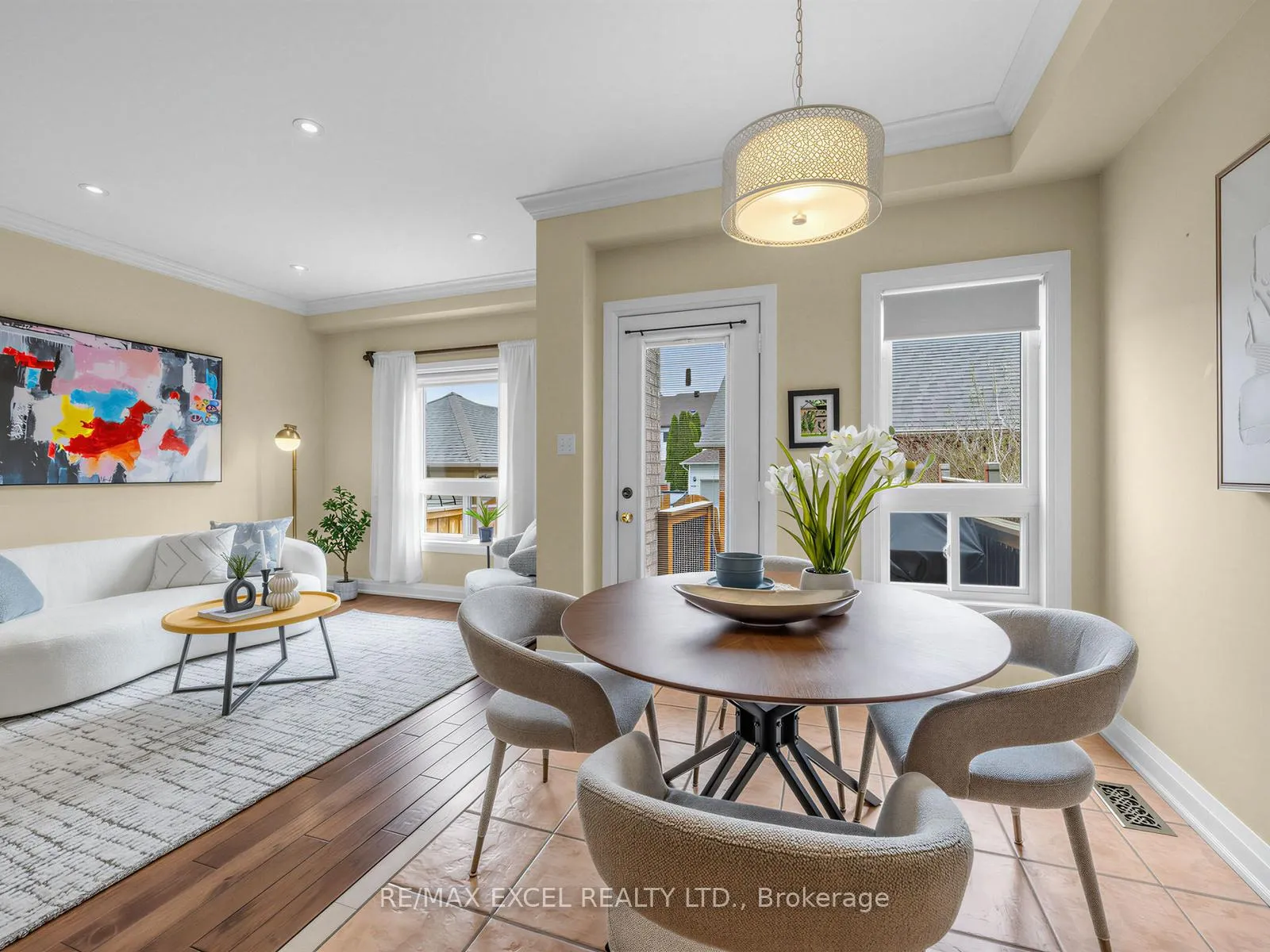 Photo 12 of 103 Baywell Crescent, Aurora, Bayview Wellington — HOMEH