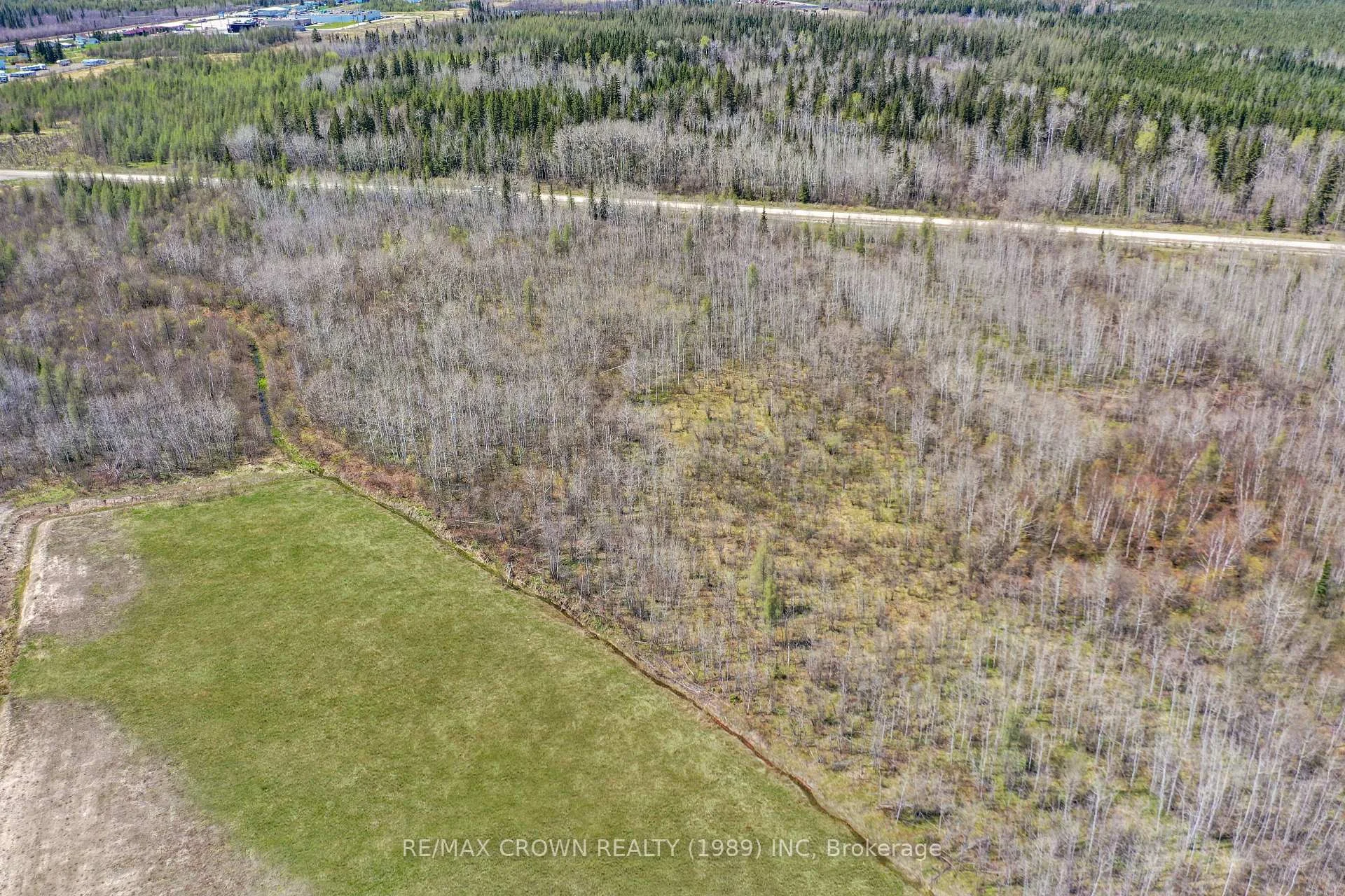 Photo 21 of 69 Clear Lake Road N, Kapuskasing — HOMEH