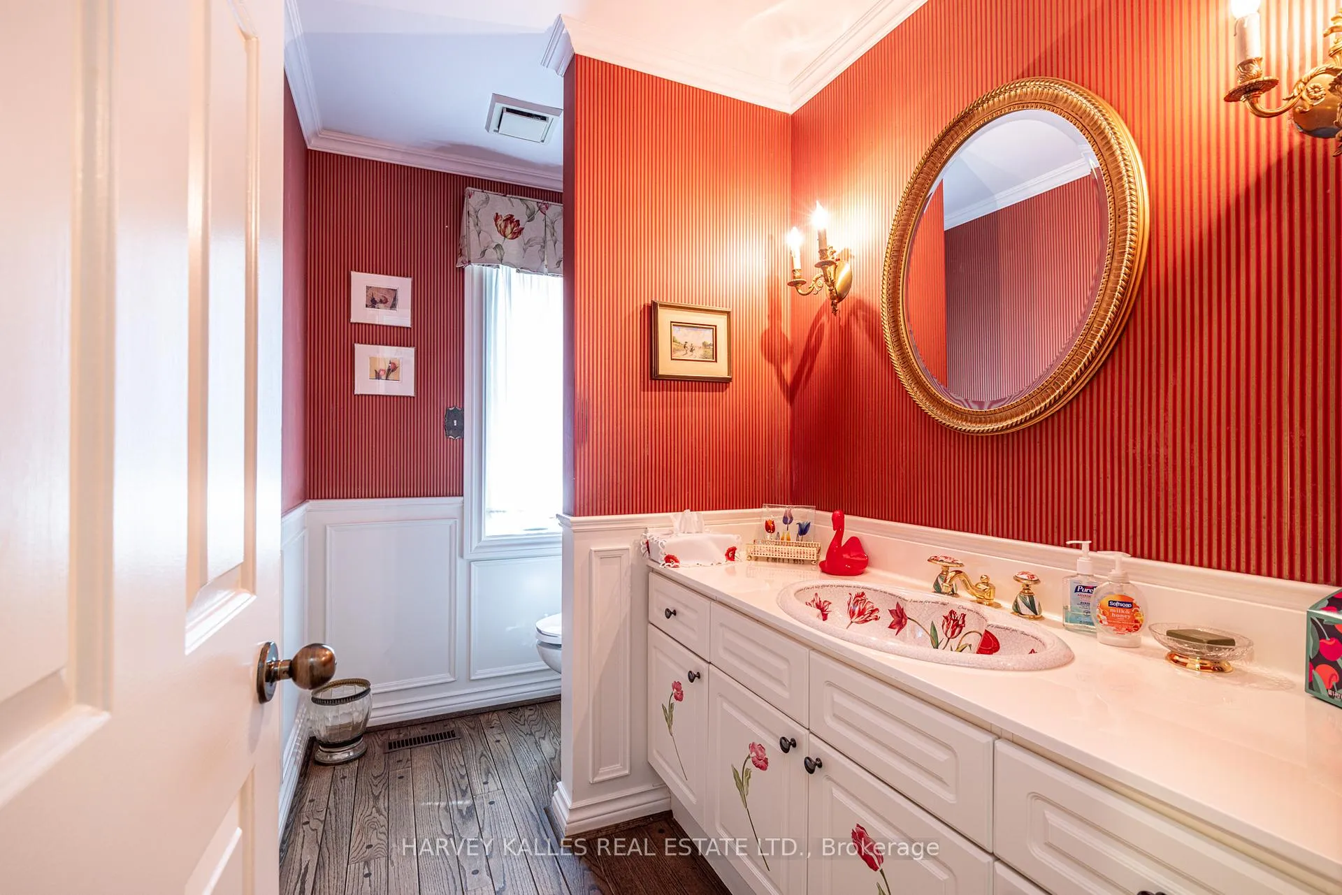 Photo 15 of 10 Whitelaw Court, Markham, Bayview Glen — HOMEH