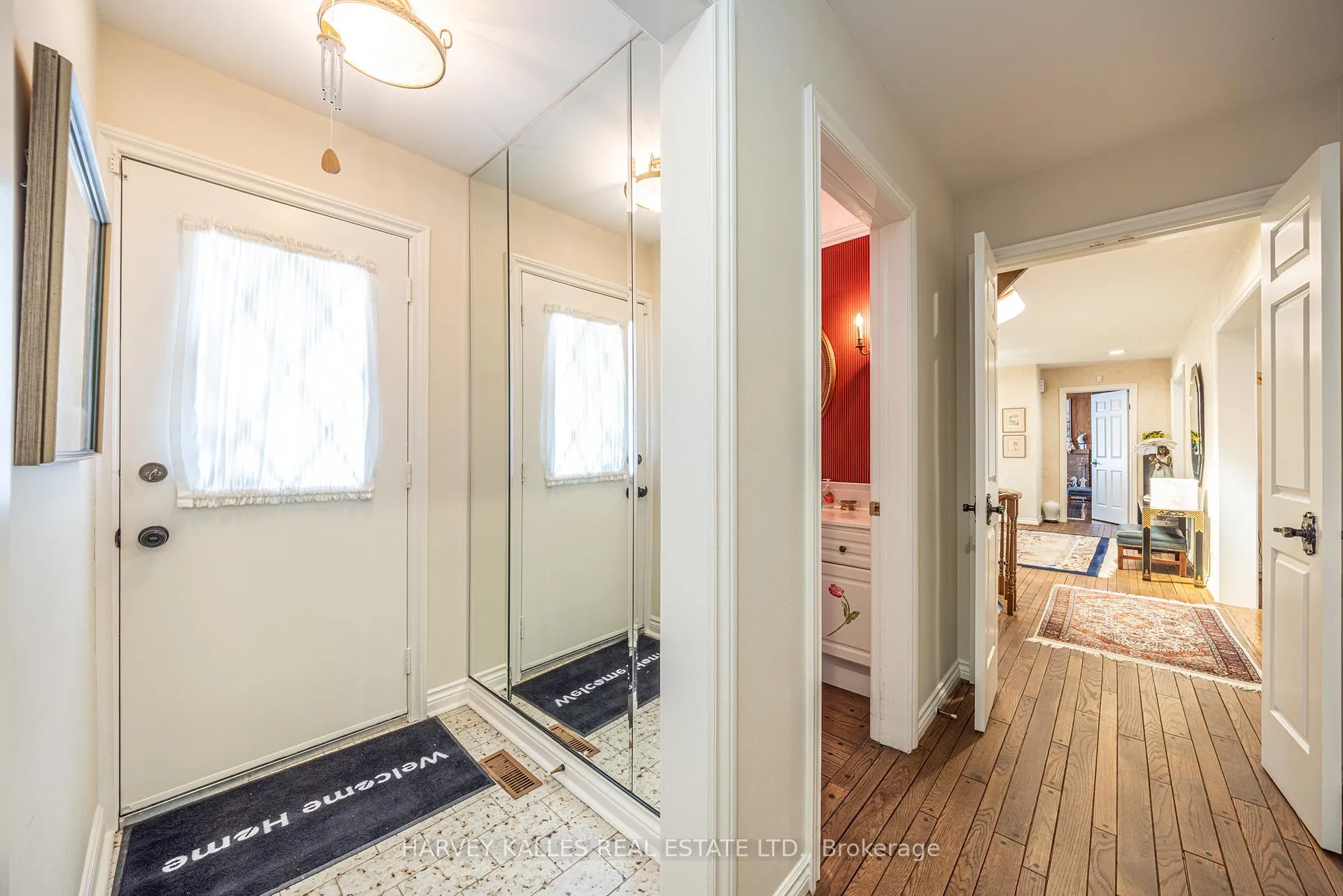Photo 16 of 10 Whitelaw Court, Markham, Bayview Glen — HOMEH