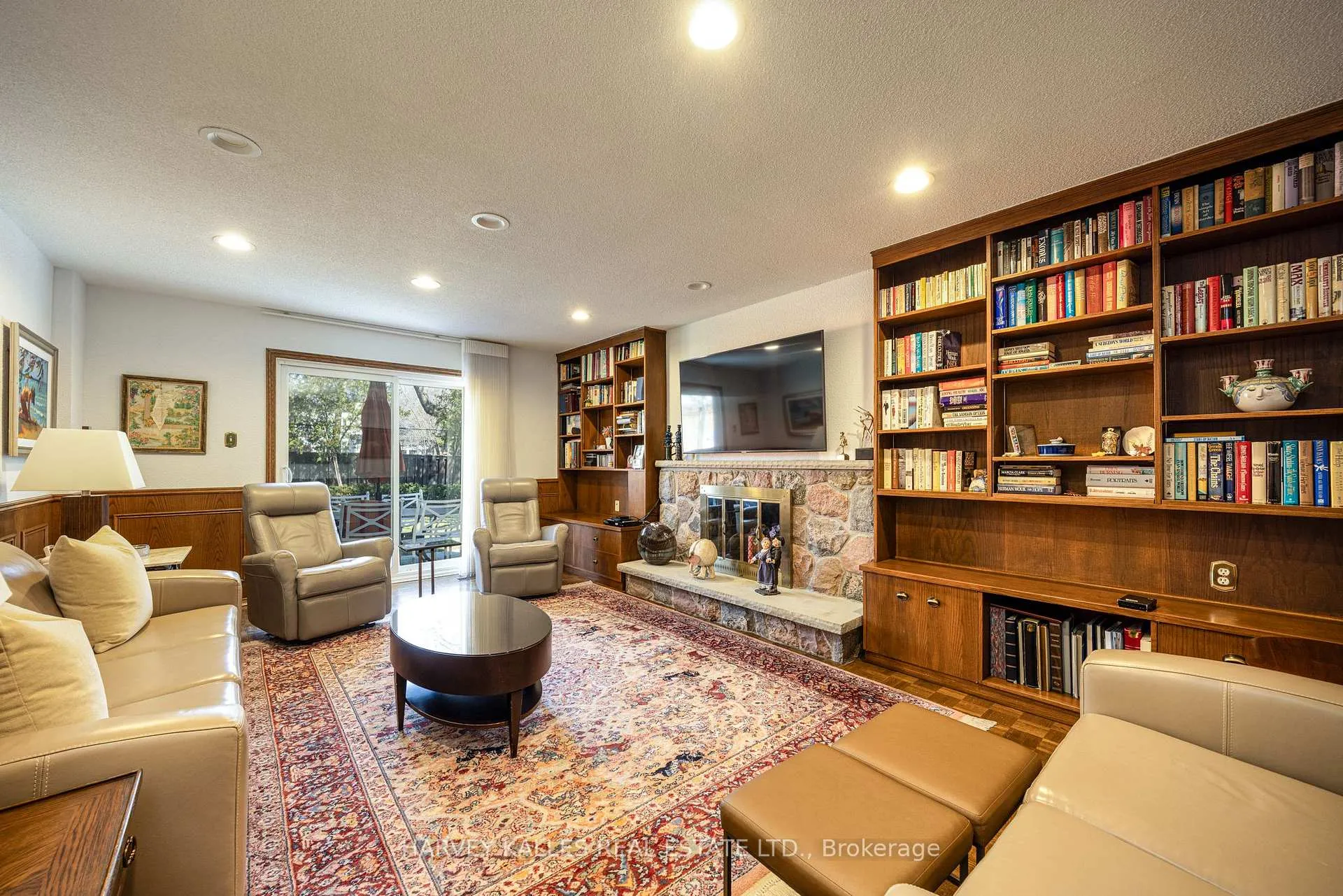 Photo 17 of 10 Whitelaw Court, Markham, Bayview Glen — HOMEH