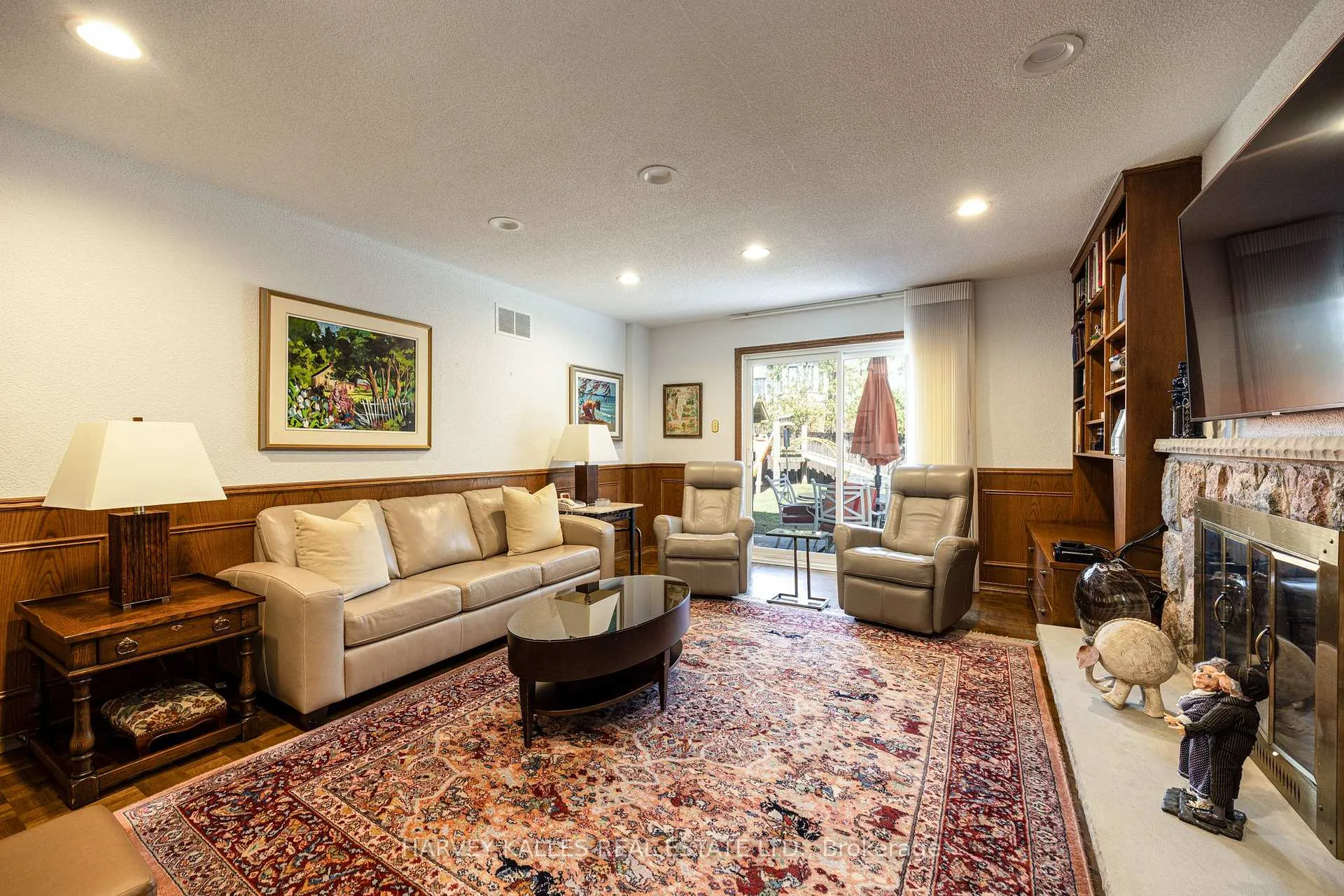 Photo 18 of 10 Whitelaw Court, Markham, Bayview Glen — HOMEH