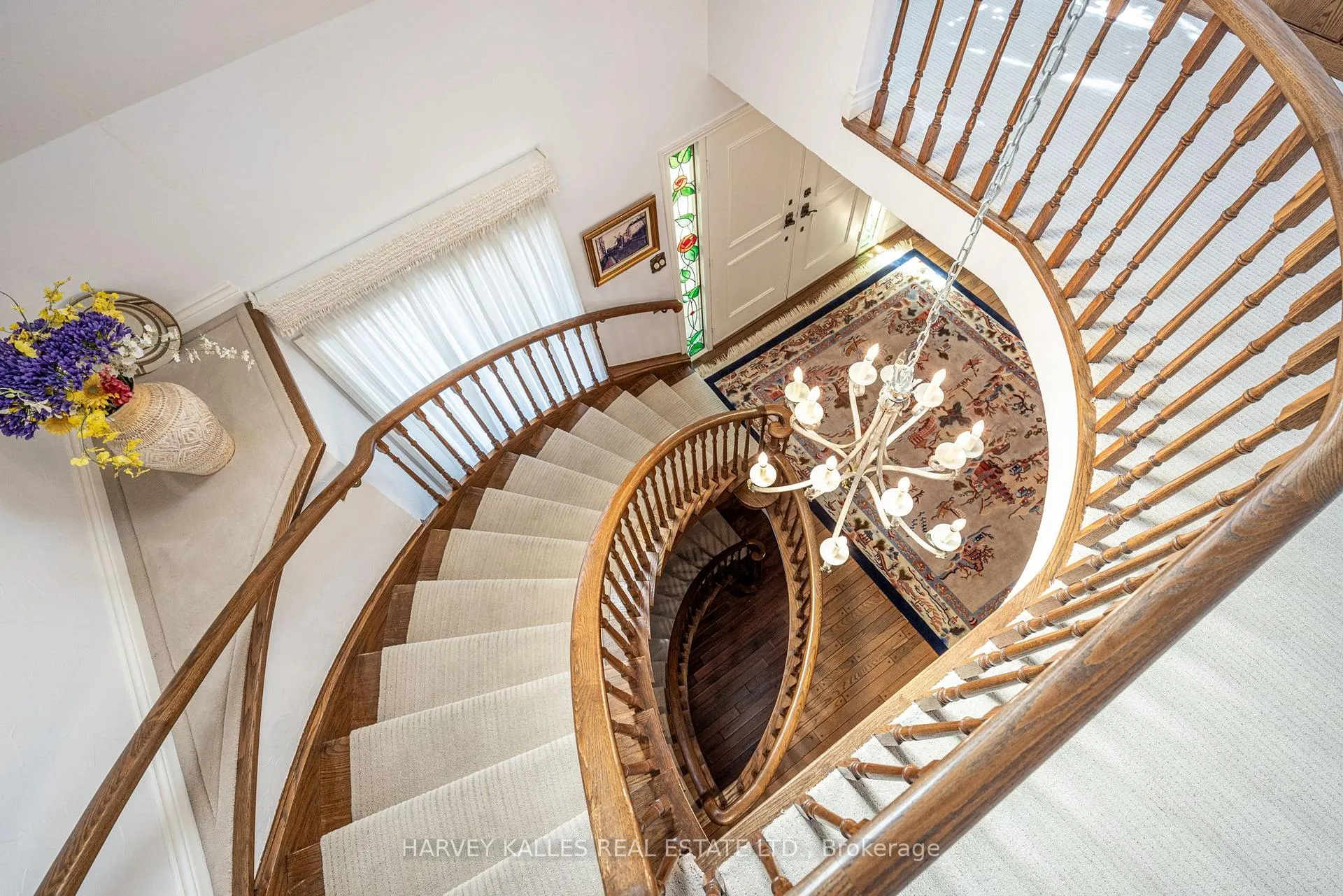 Photo 19 of 10 Whitelaw Court, Markham, Bayview Glen — HOMEH