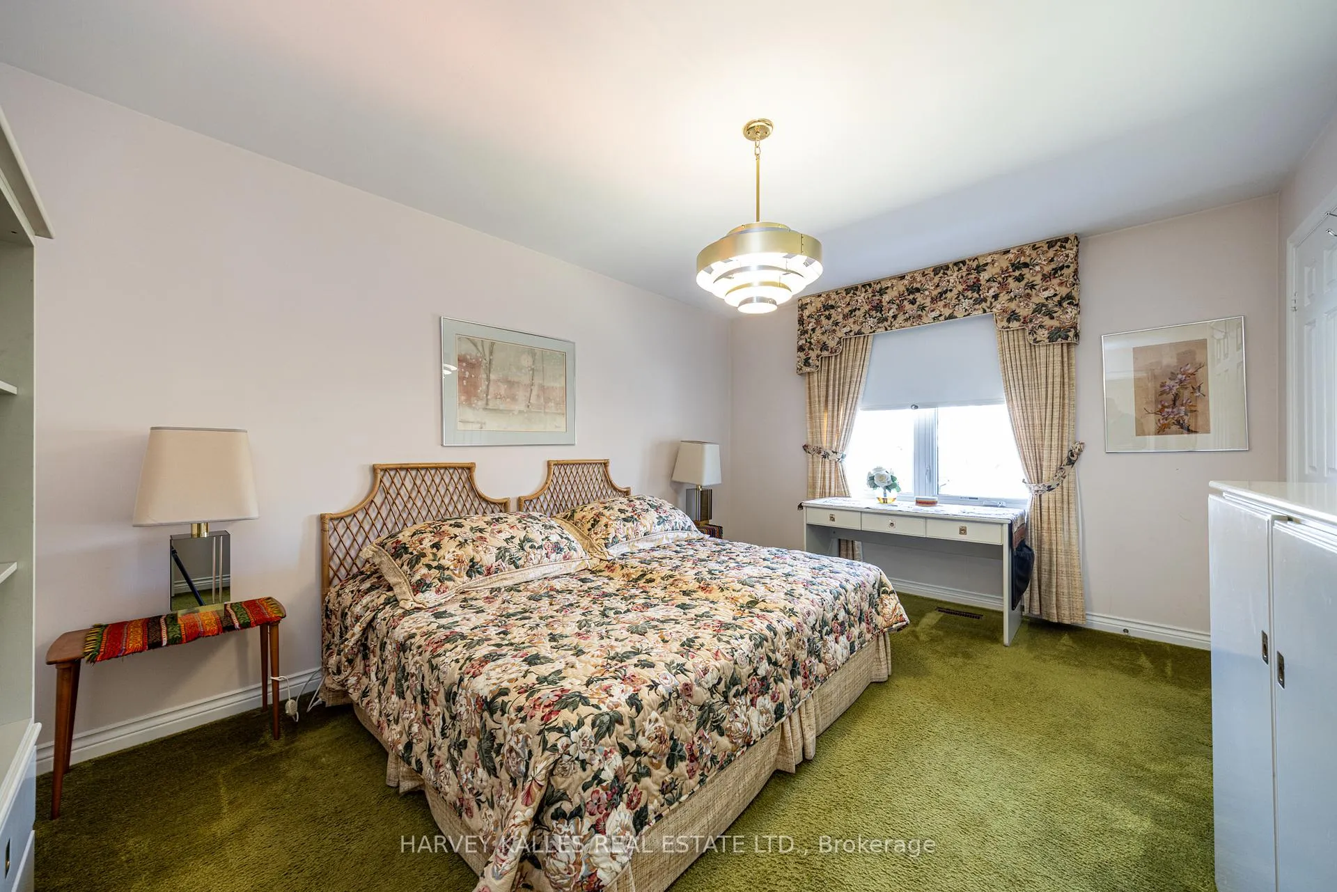 Photo 32 of 10 Whitelaw Court, Markham, Bayview Glen — HOMEH