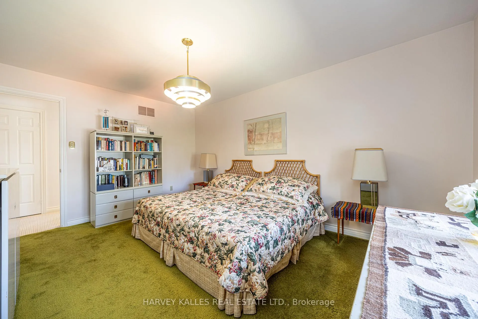 Photo 33 of 10 Whitelaw Court, Markham, Bayview Glen — HOMEH
